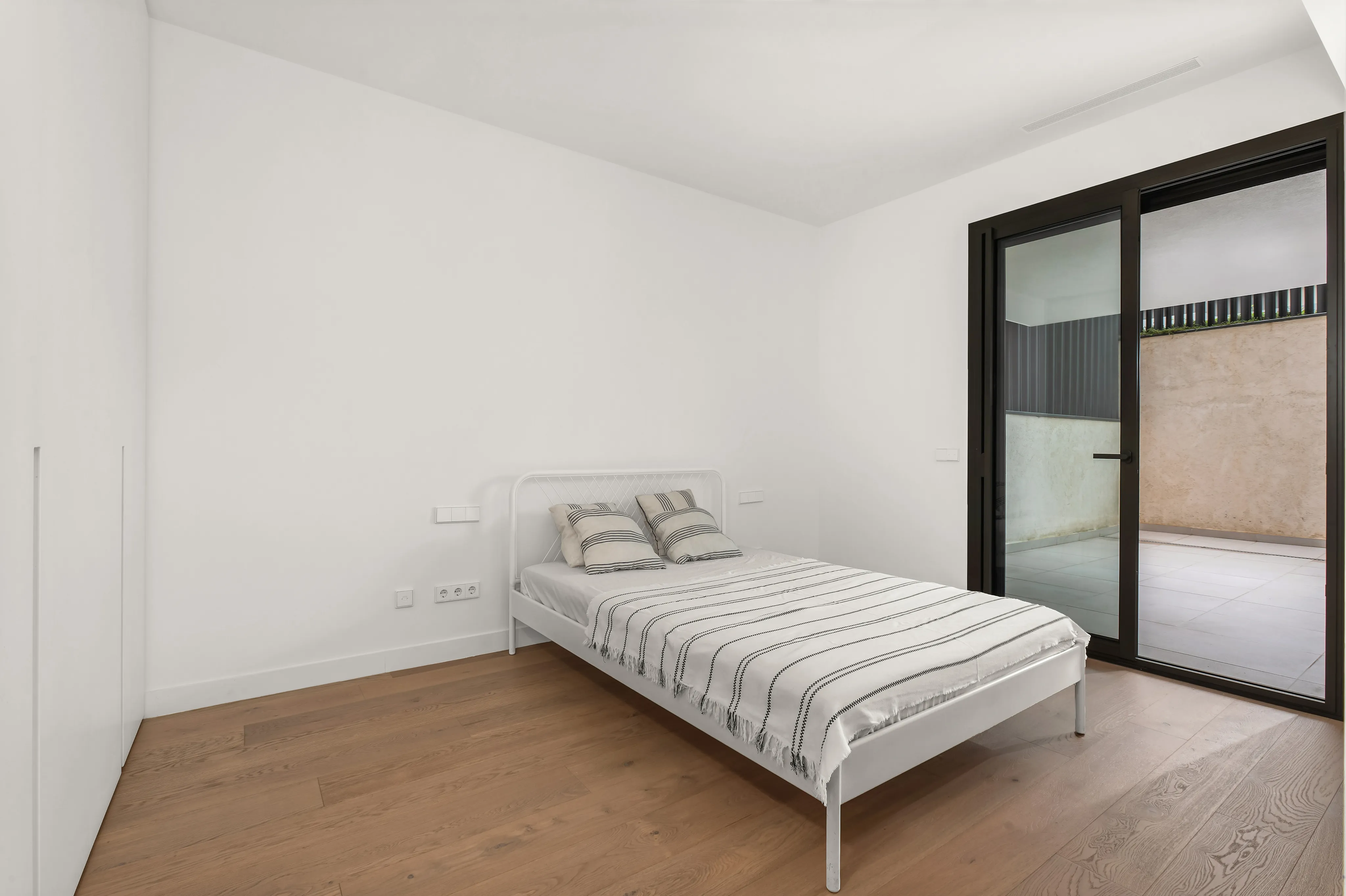 Premium Rental Opportunity in Son Vida District-7