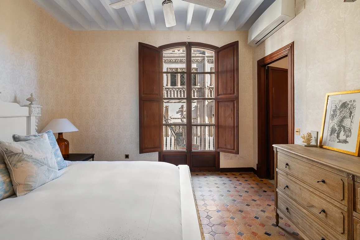 Duplex appartement in een historisch gebouw in de oude stad in Palma de Mallorca-10