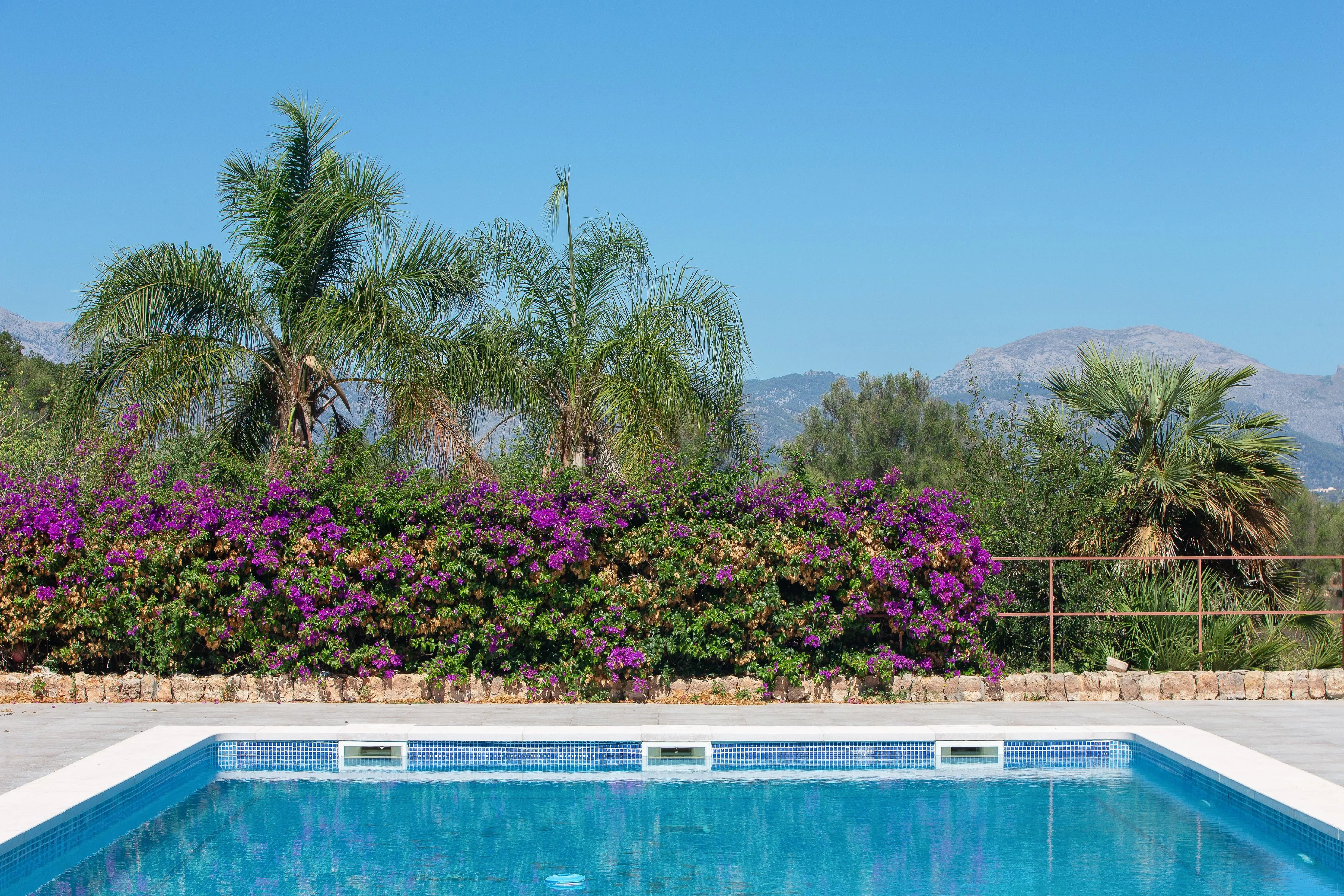 Privat landsted med fantastisk panoramaudsigt-13