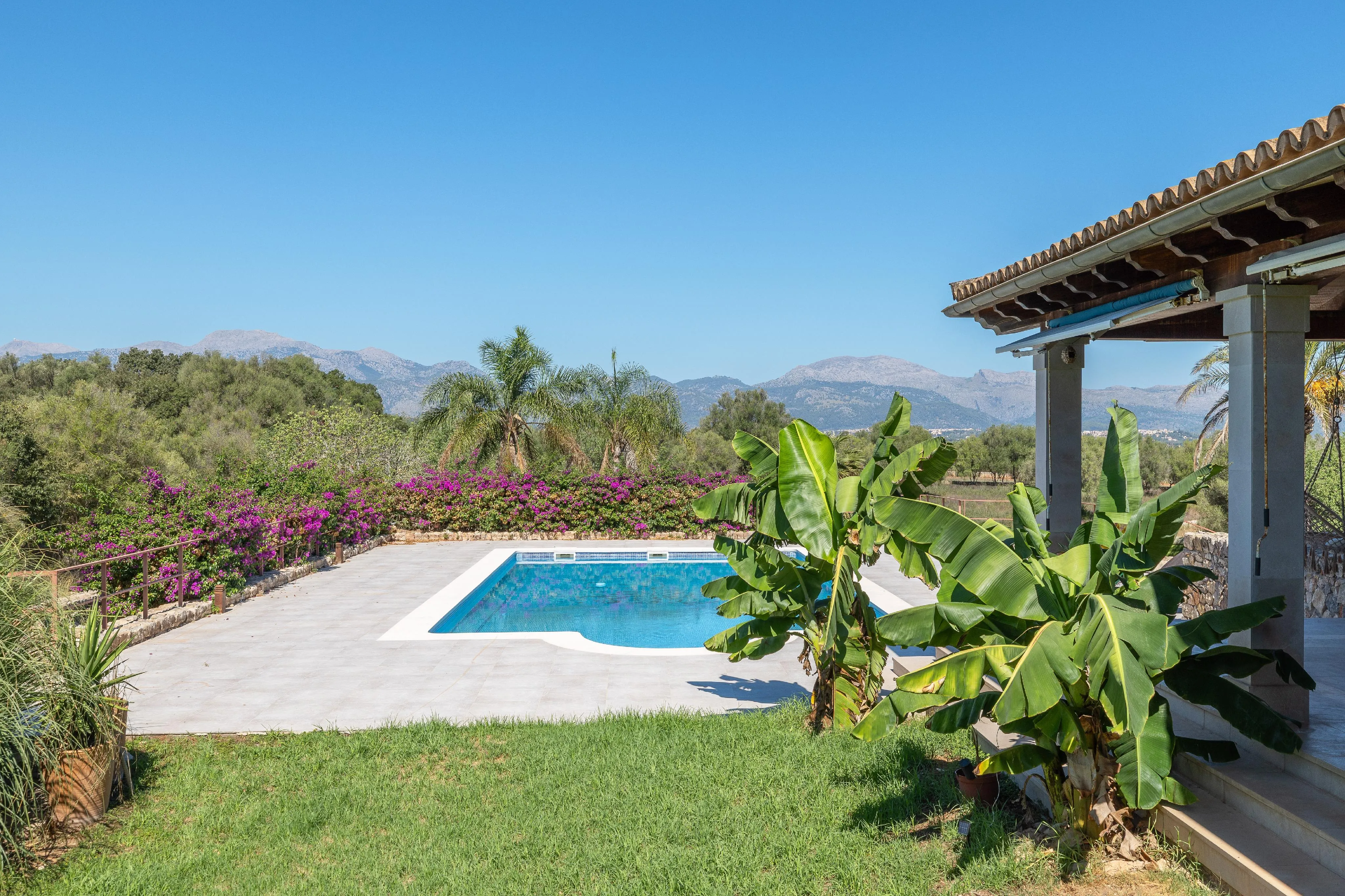 Casa de camp amb privadesa i vistes panoràmiques-12