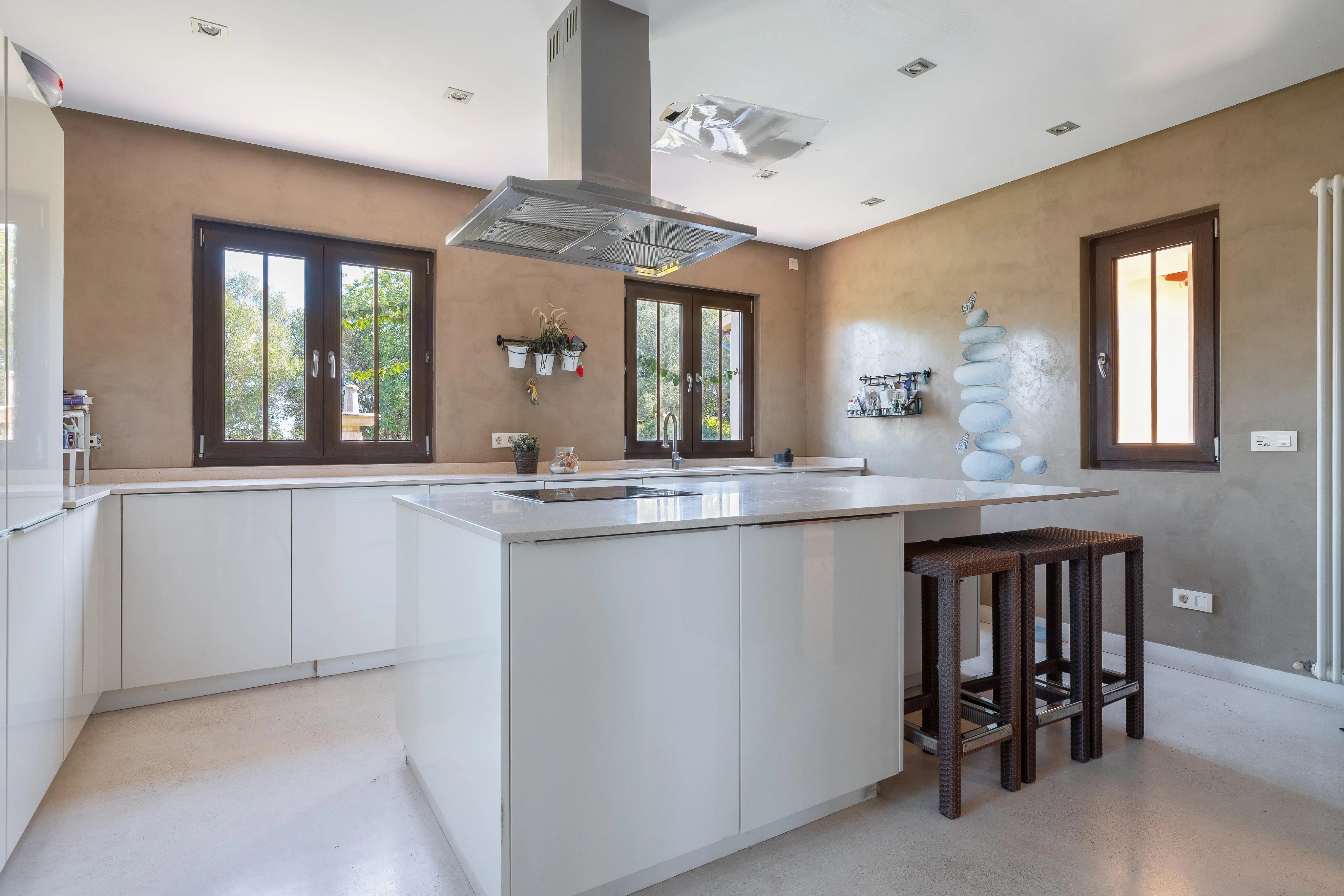 Privat landsted med fantastisk panoramaudsigt-4