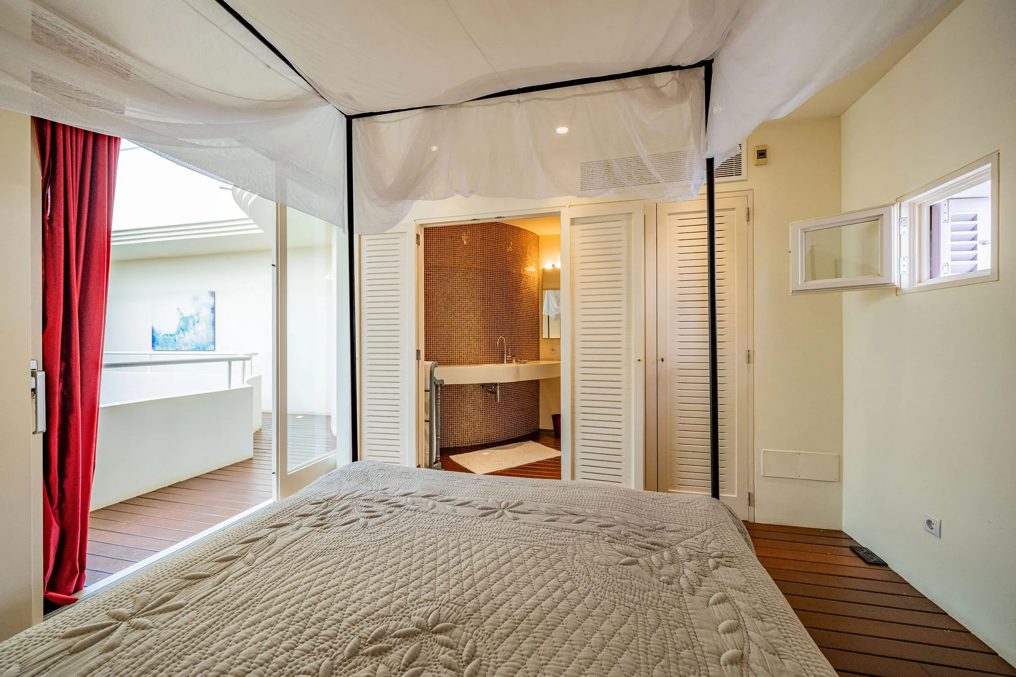 Charmant vissershuis aan het water in Portocolom-9