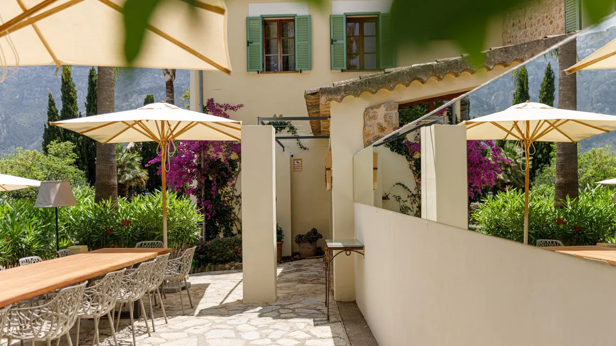 Spectaculaire finca met zwembad aan de rand van Sóller-23