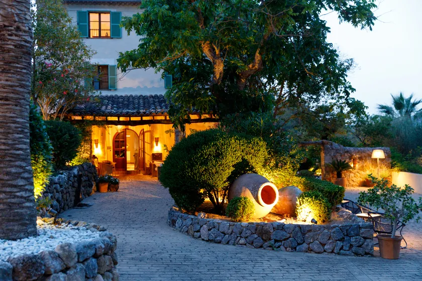 Spectaculaire finca met zwembad aan de rand van Sóller-25