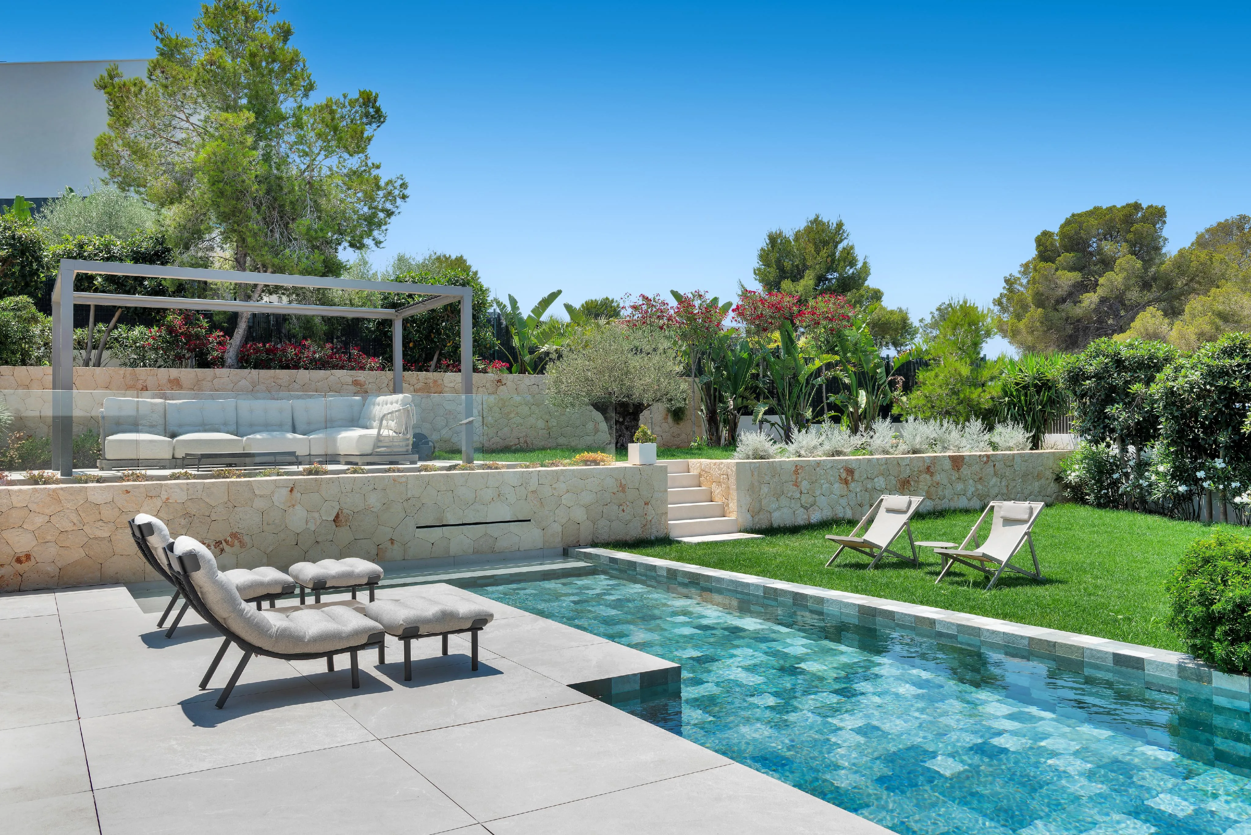 Villa de luxe récemment construite-2