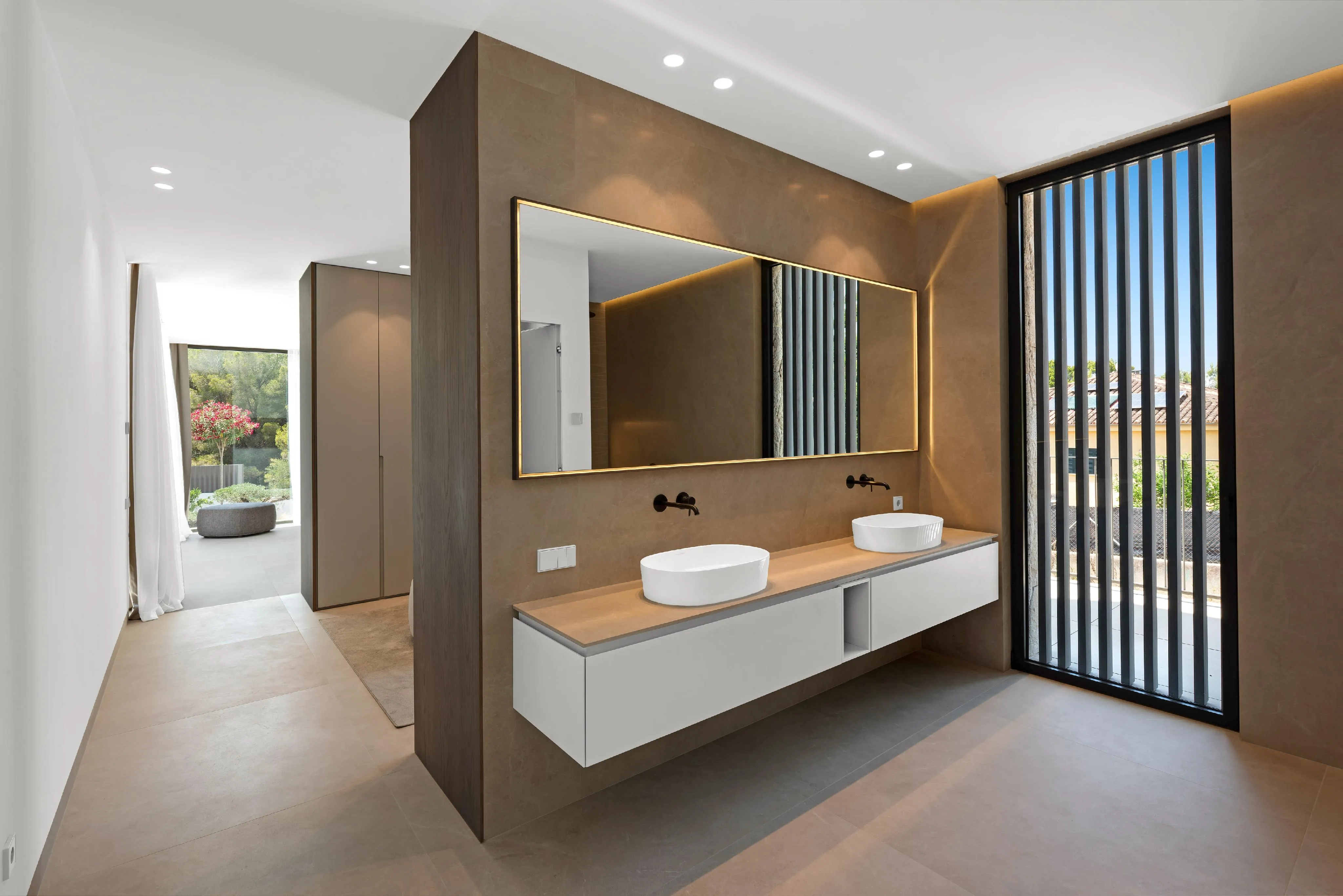 Villa de luxe récemment construite-10