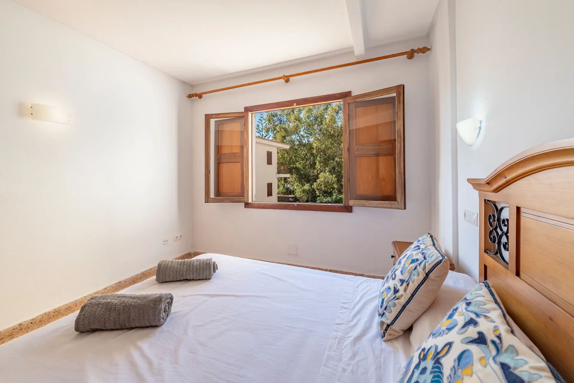 Apartment just steps from the beach in Puerto de Alcudia-13