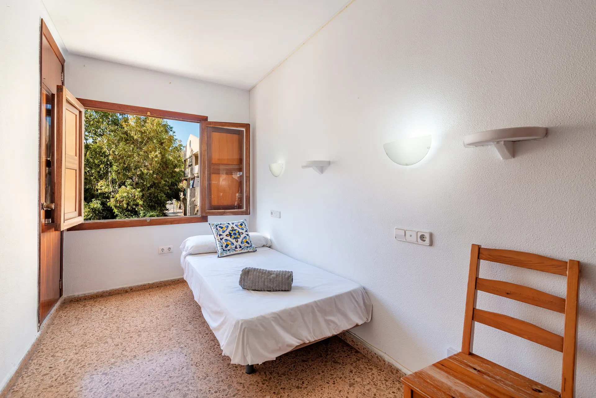 Apartment just steps from the beach in Puerto de Alcudia-19