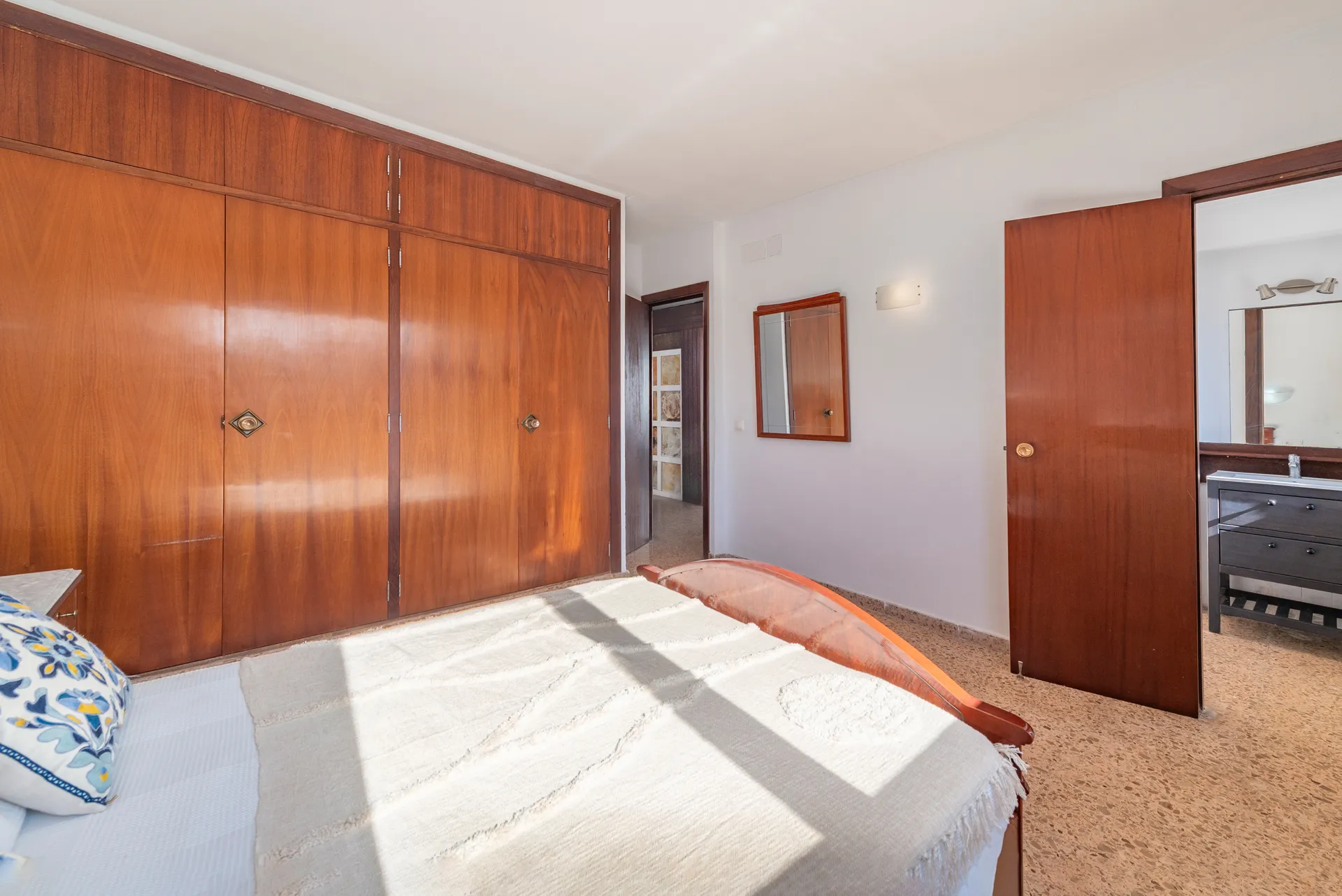 Apartment just steps from the beach in Puerto de Alcudia-16