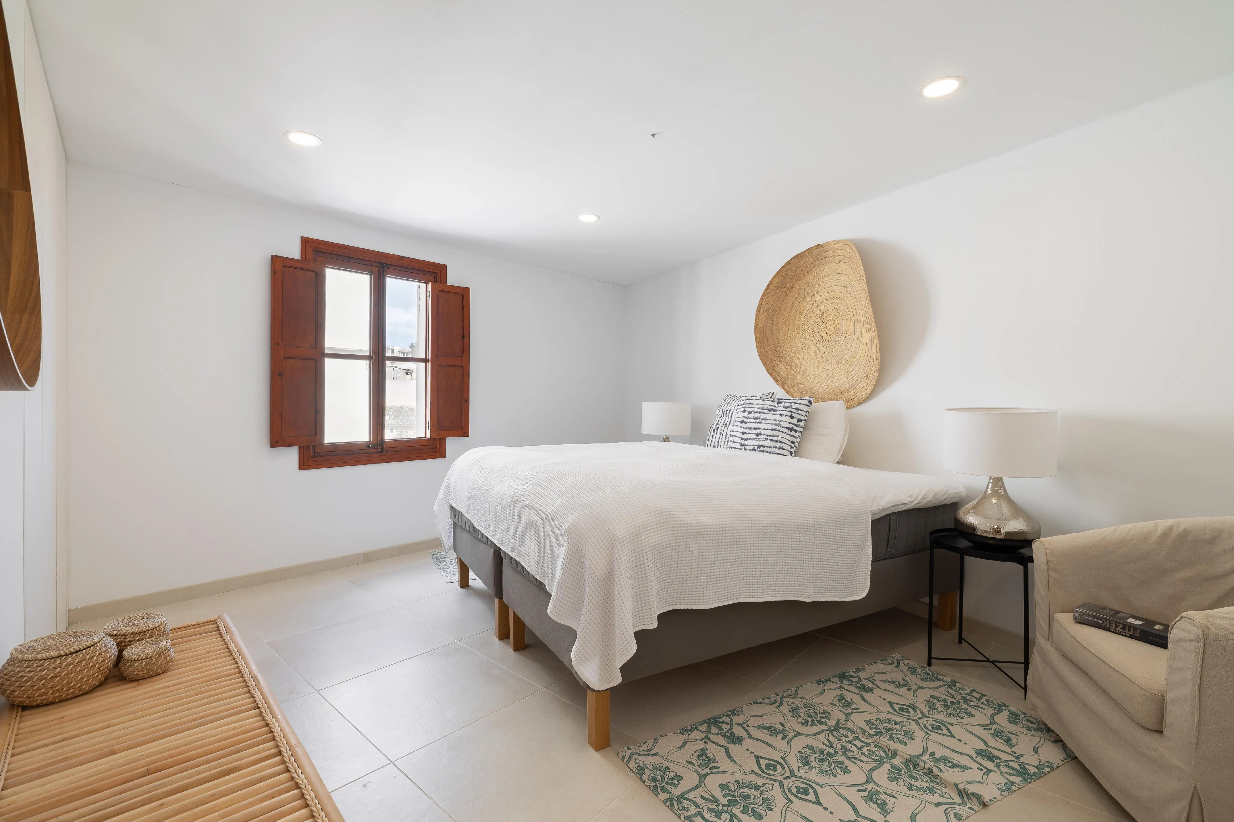 Beautiful Renovated Town House with Pool in Selva-11