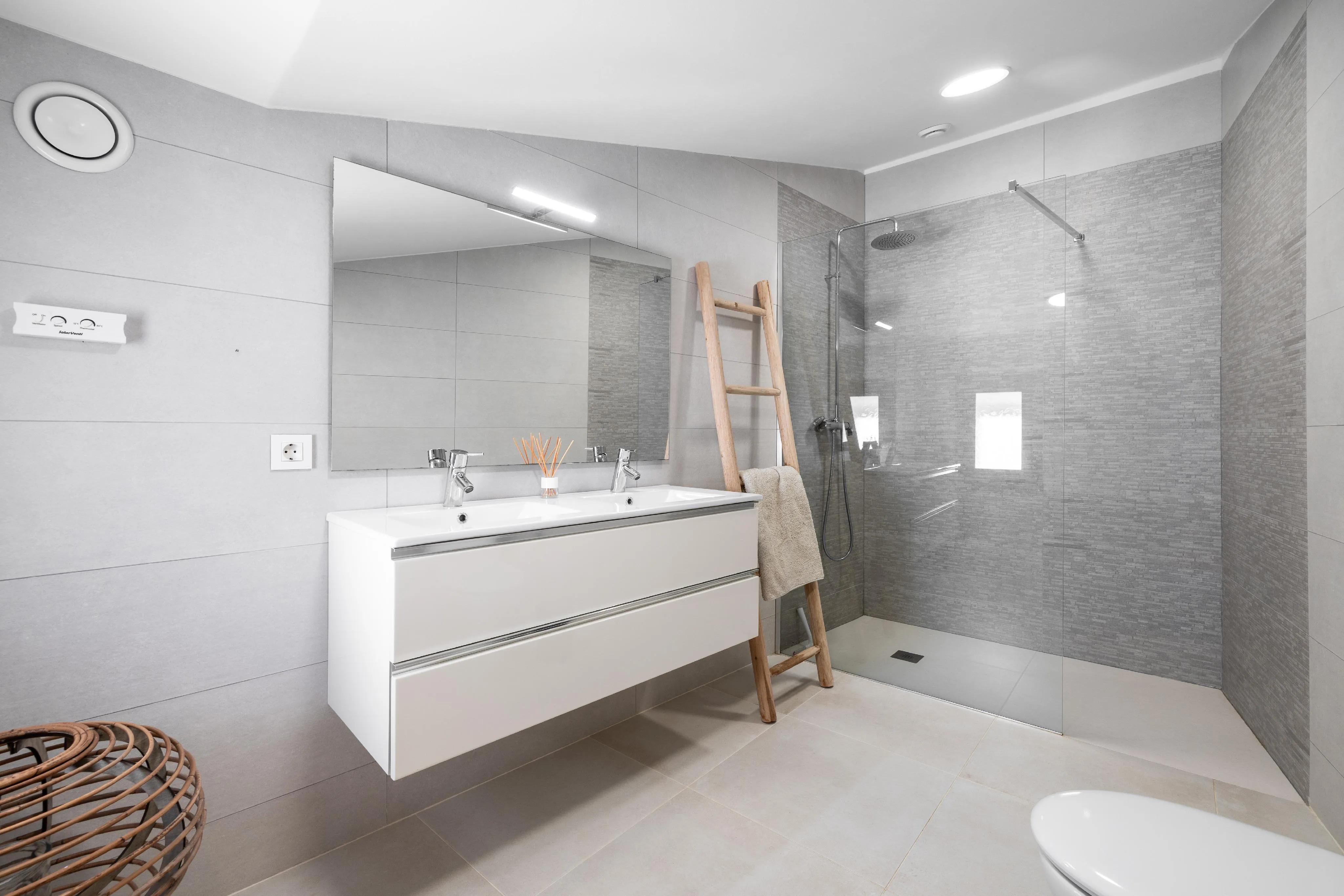 Beautiful Renovated Town House with Pool in Selva-10