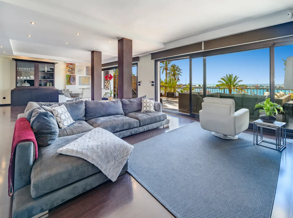 Exclusief appartement aan zee in Puerto Alcudia-3