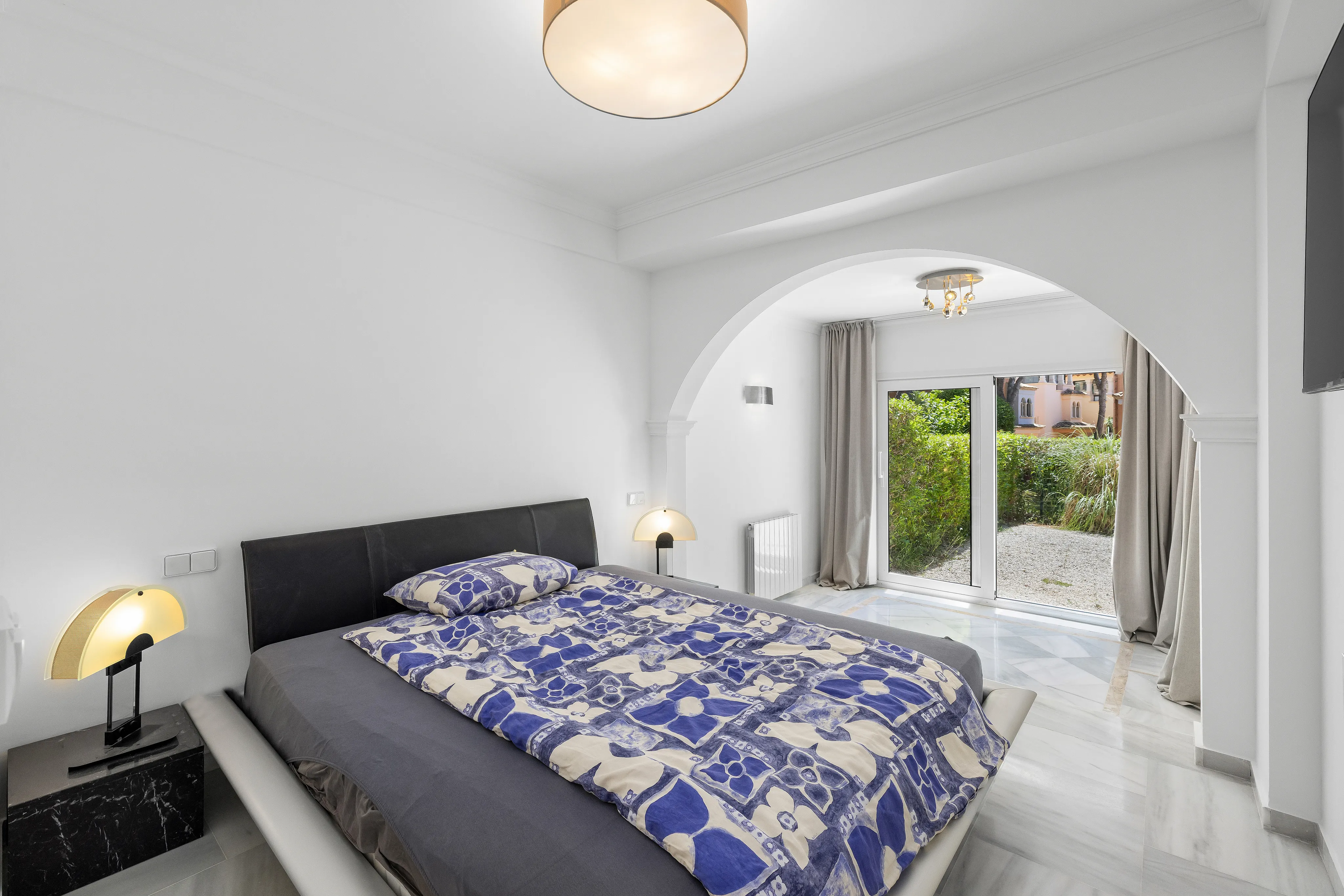 Mediterranean garden apartment in a sought-after residential complex in Santa Ponsa-8
