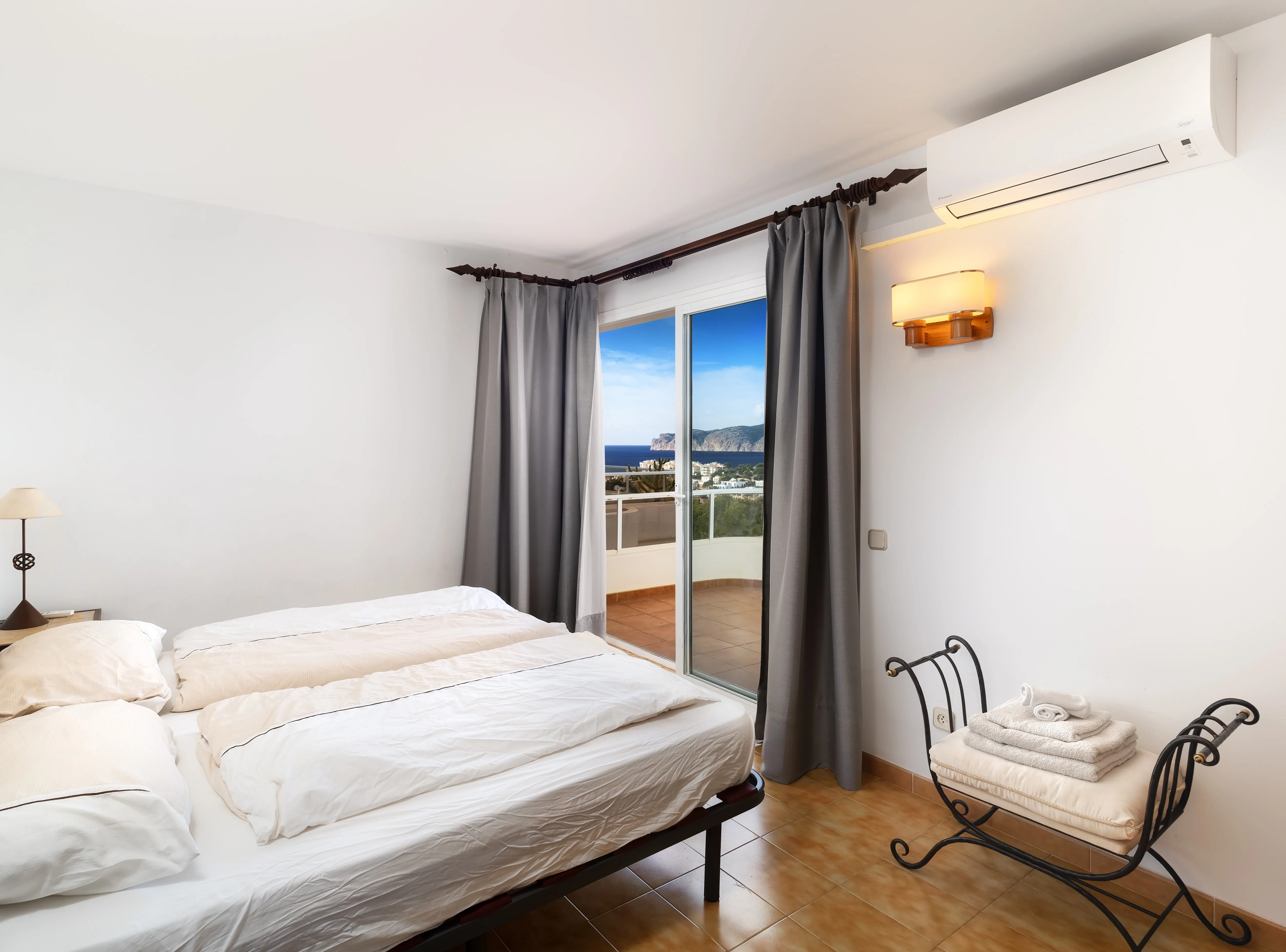 Duplex-lejlighed i Nova Santa Ponsa med havudsigt-9