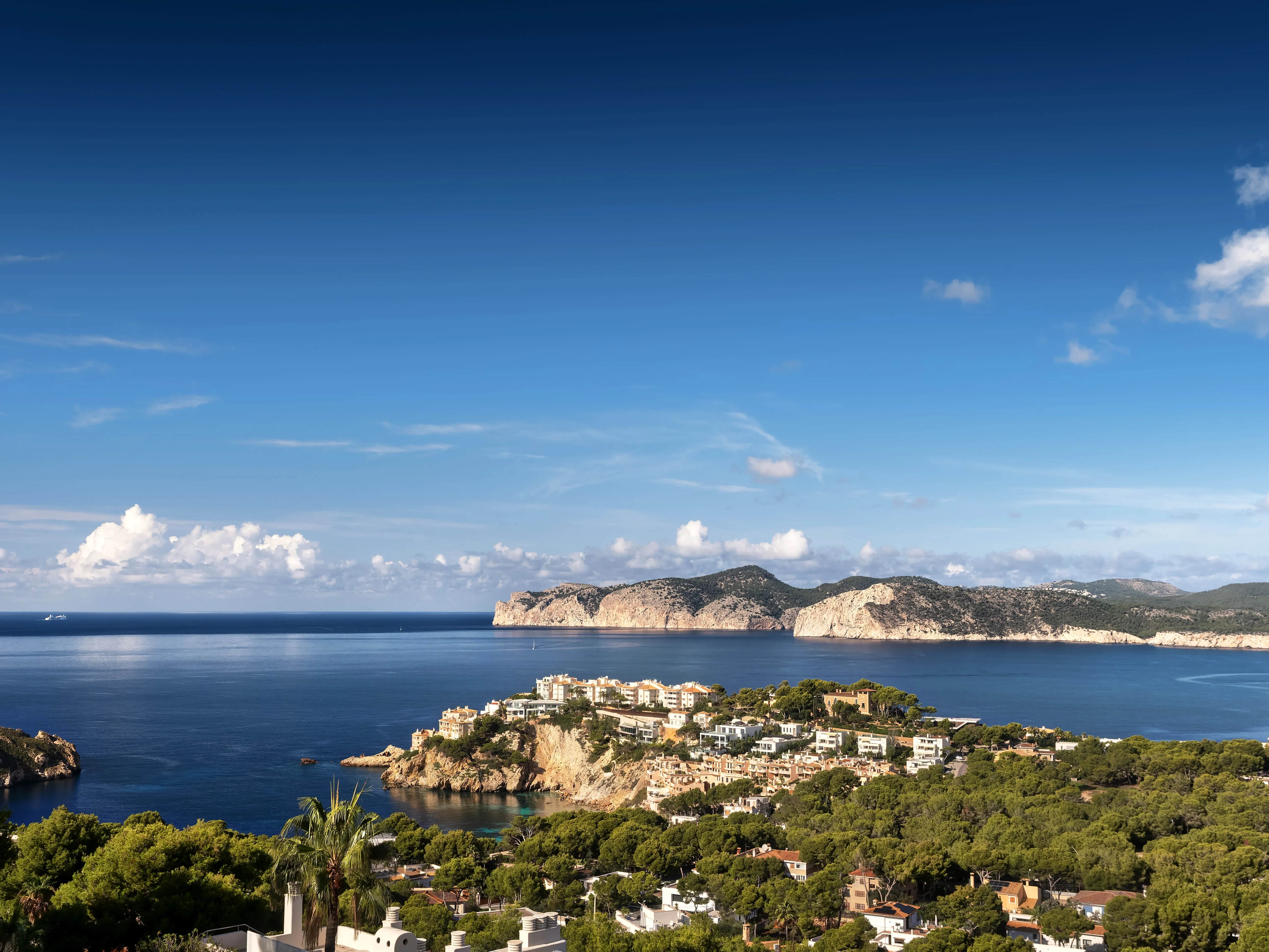 Duplex-lejlighed i Nova Santa Ponsa med havudsigt-11