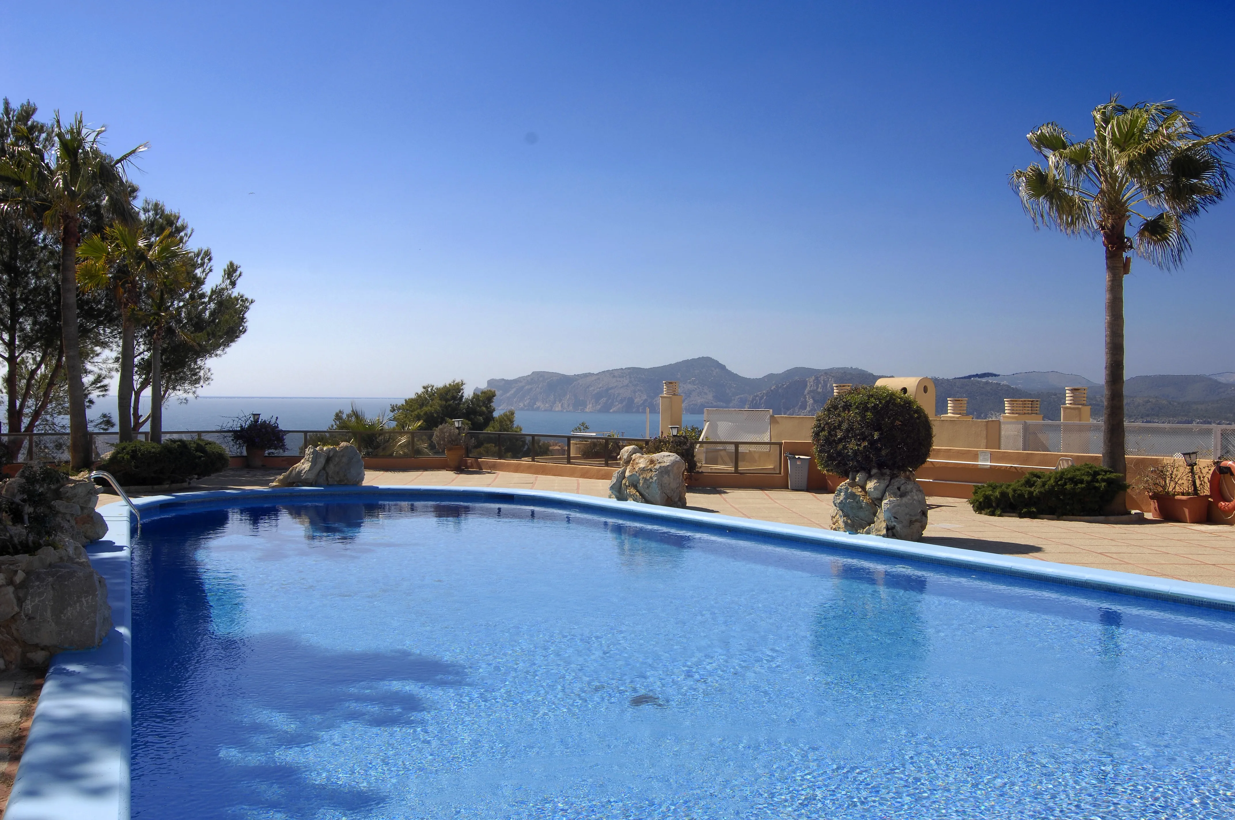 Duplex-lejlighed i Nova Santa Ponsa med havudsigt-2