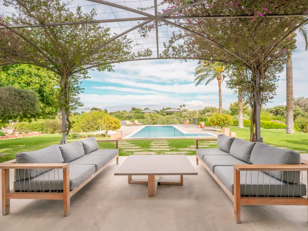 Storslået landsted i det eksklusive Santa Maria-2