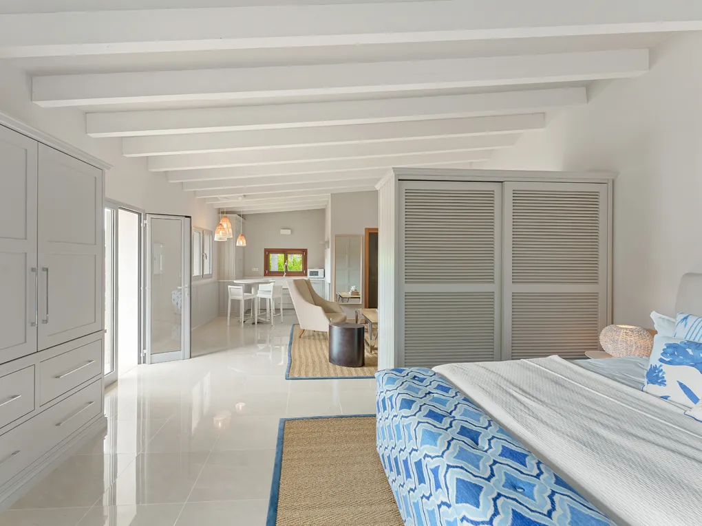 Luxus-Finca in Santa María: Ein Meisterwerk aus modernem Design und rustikalem Charme-11