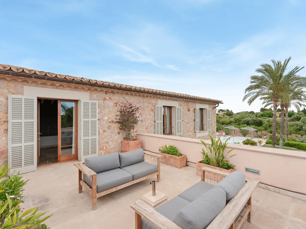 Storslået landsted i det eksklusive Santa Maria-17