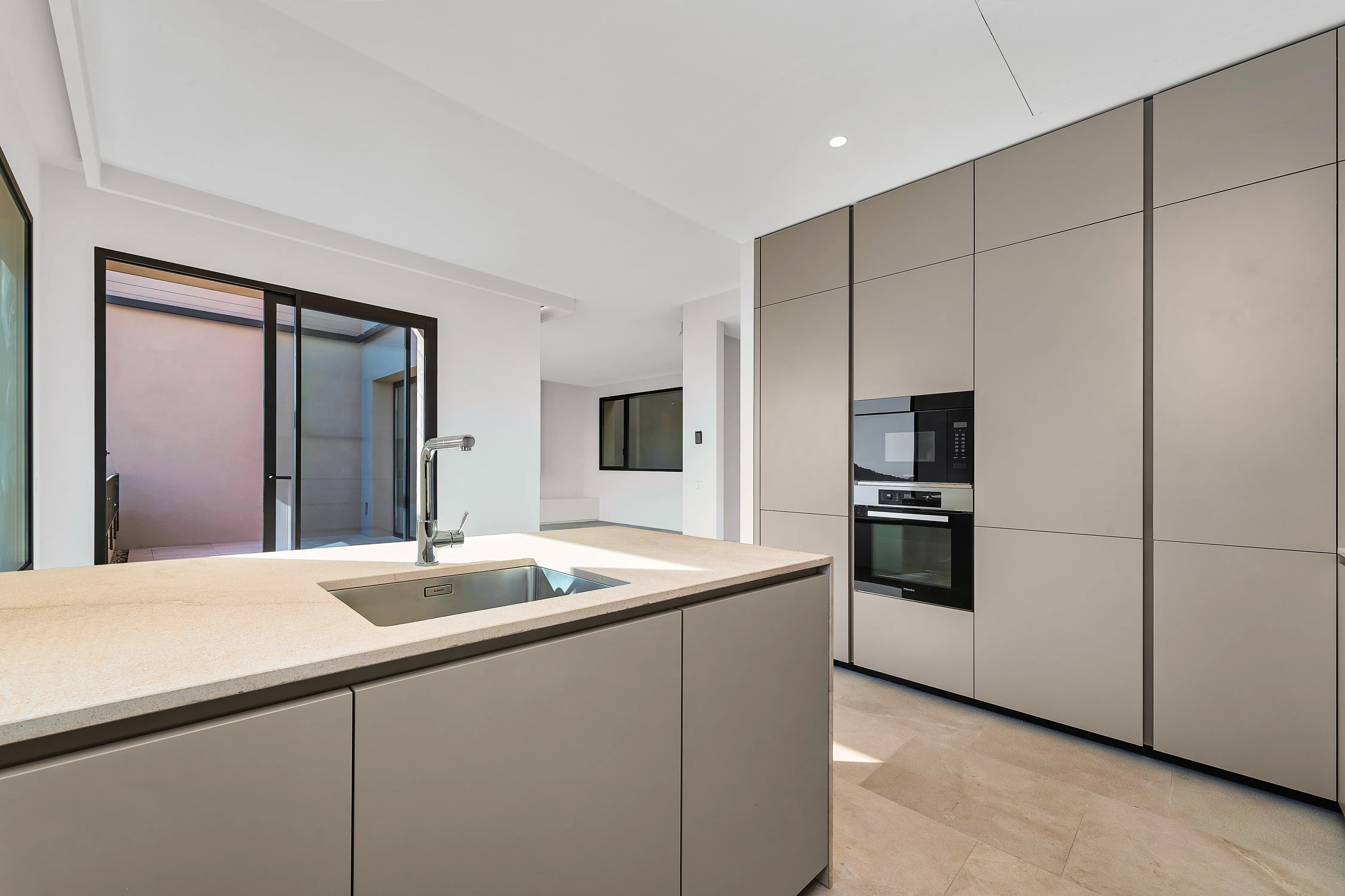 Exclusiva villa adosada en la lujosa urbanización Amber Village - Port Andratx-6