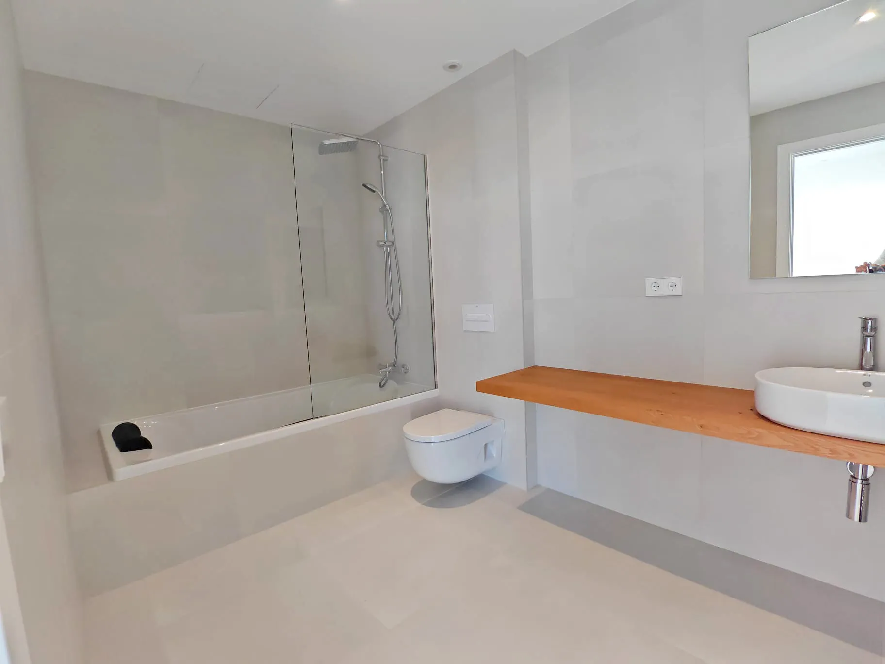 Modernt parhus i Puig de Ros-10