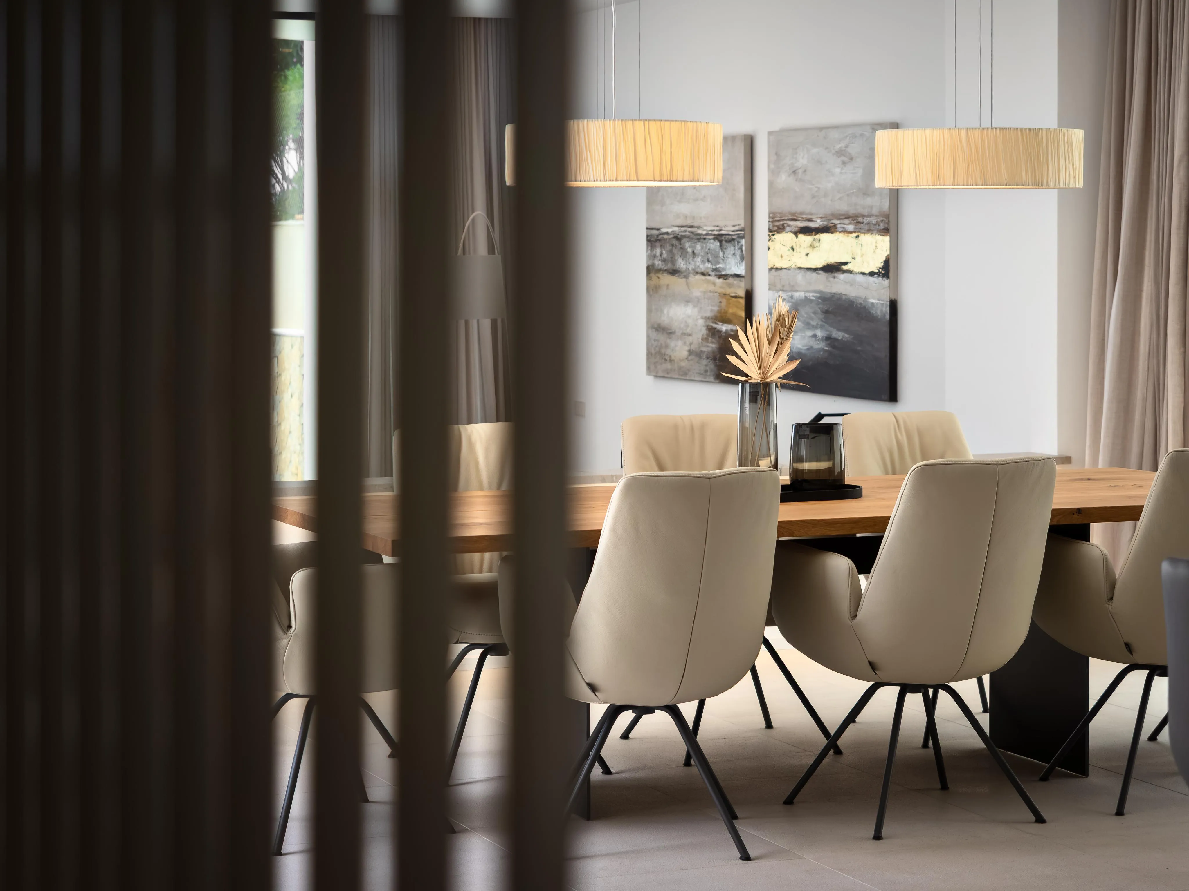 Moderne nieuwbouwvilla met gedeeltelijk uitzicht op zee en privézwembad-5