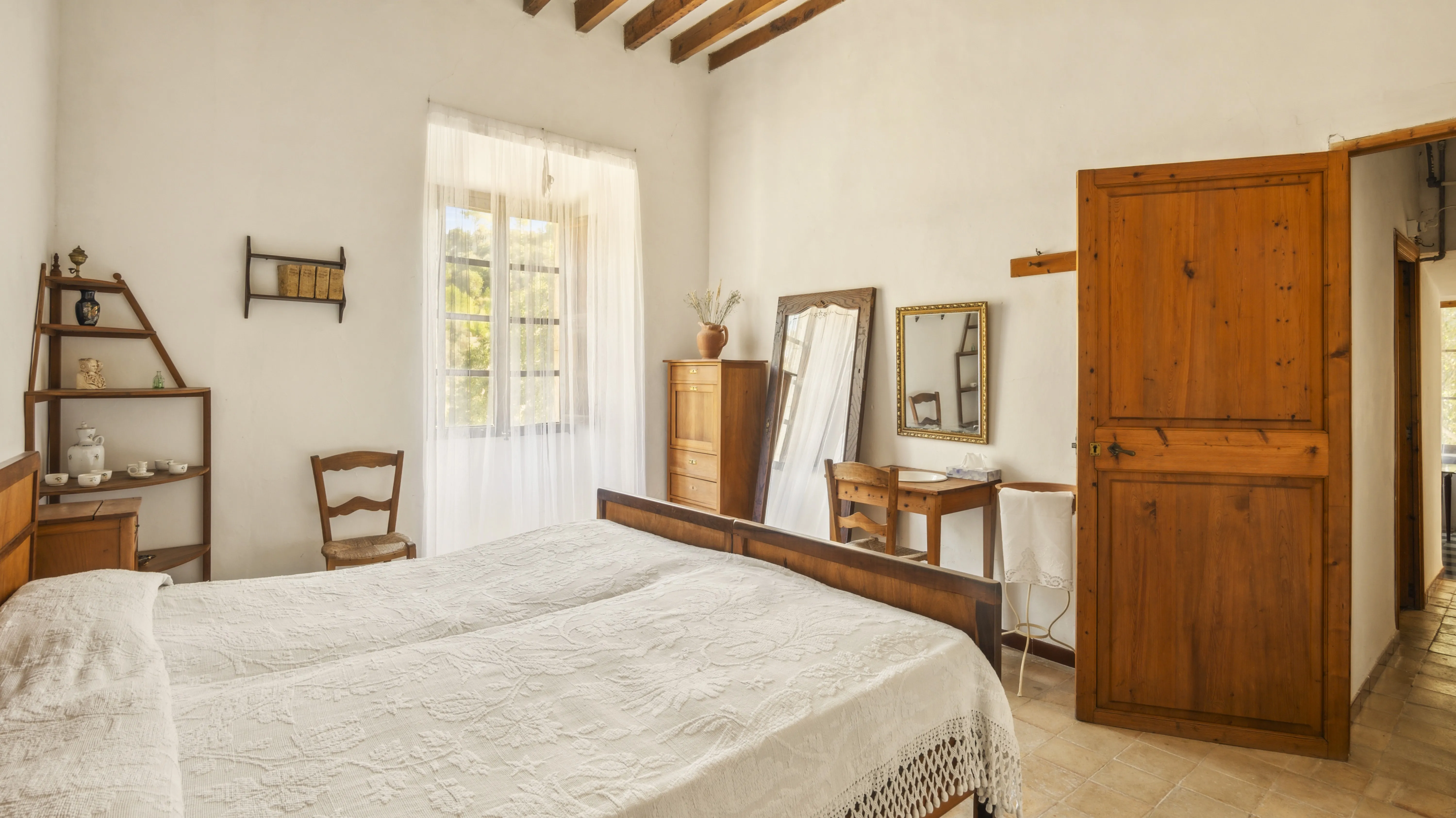 Magnificent 18th century finca in Puigpunyent-11