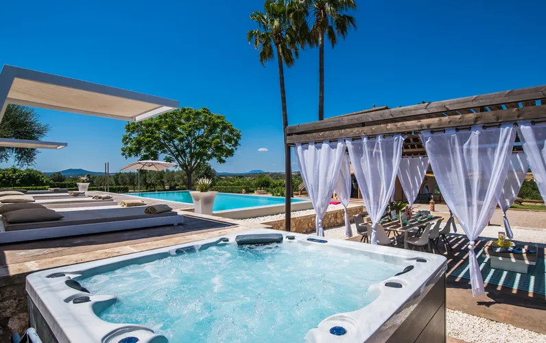 "ES BOSCARRO. Vakantiewoningen in Santa Margalida.