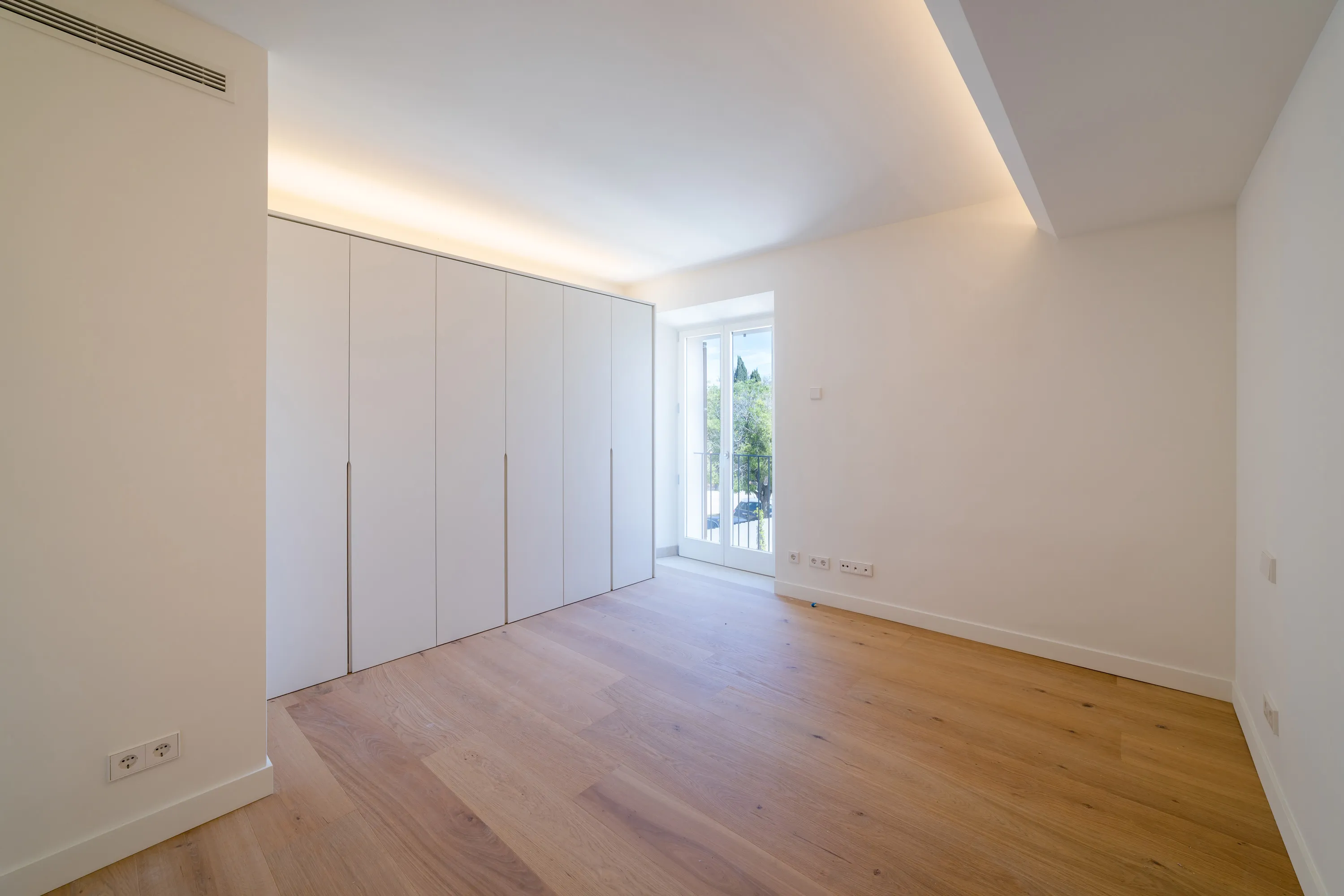 Spacious duplex apartment with private pool in a historic Mallorcan estate-10