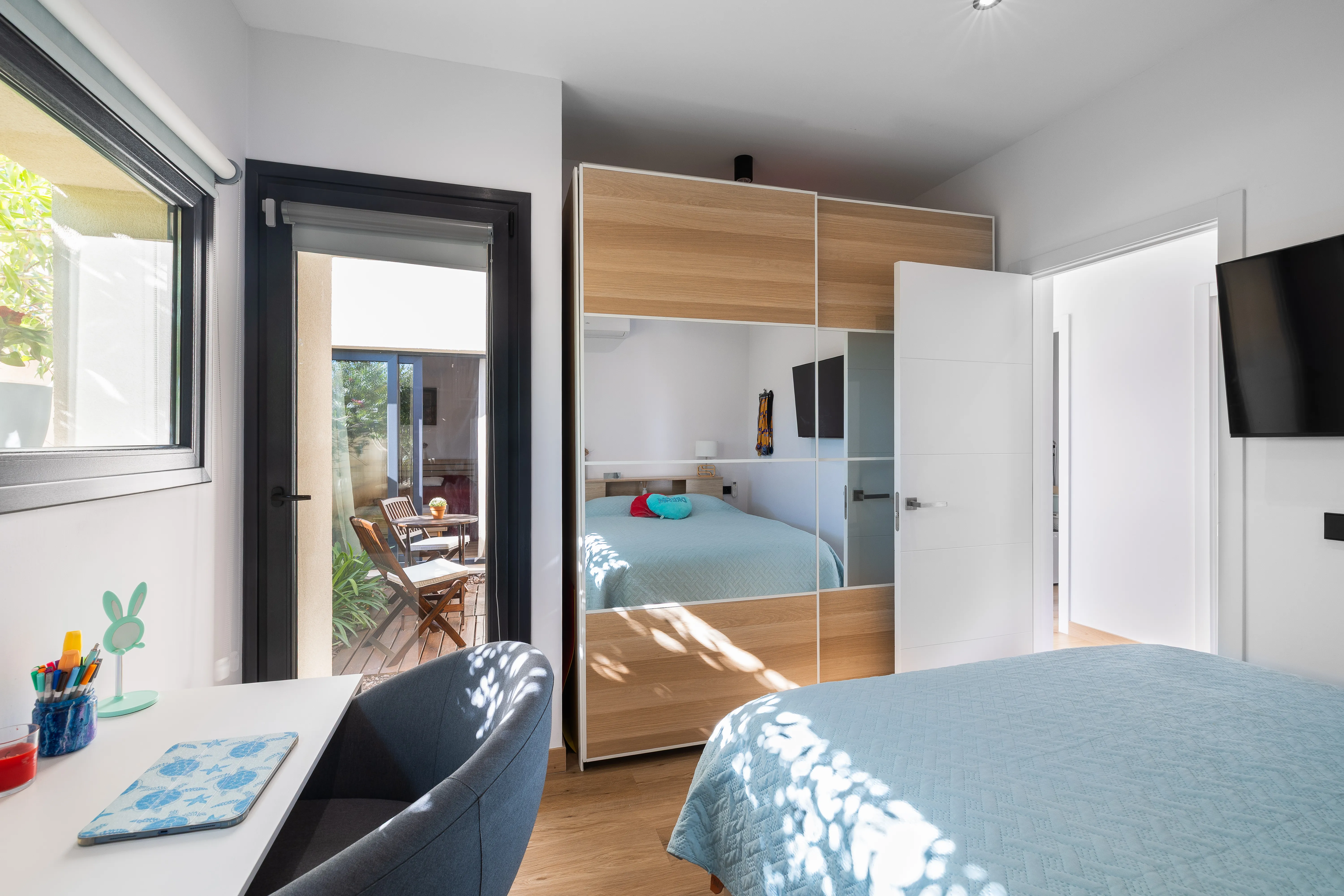 Còmoda casa de poble de nova construcció amb gran terrassa i piscina-8