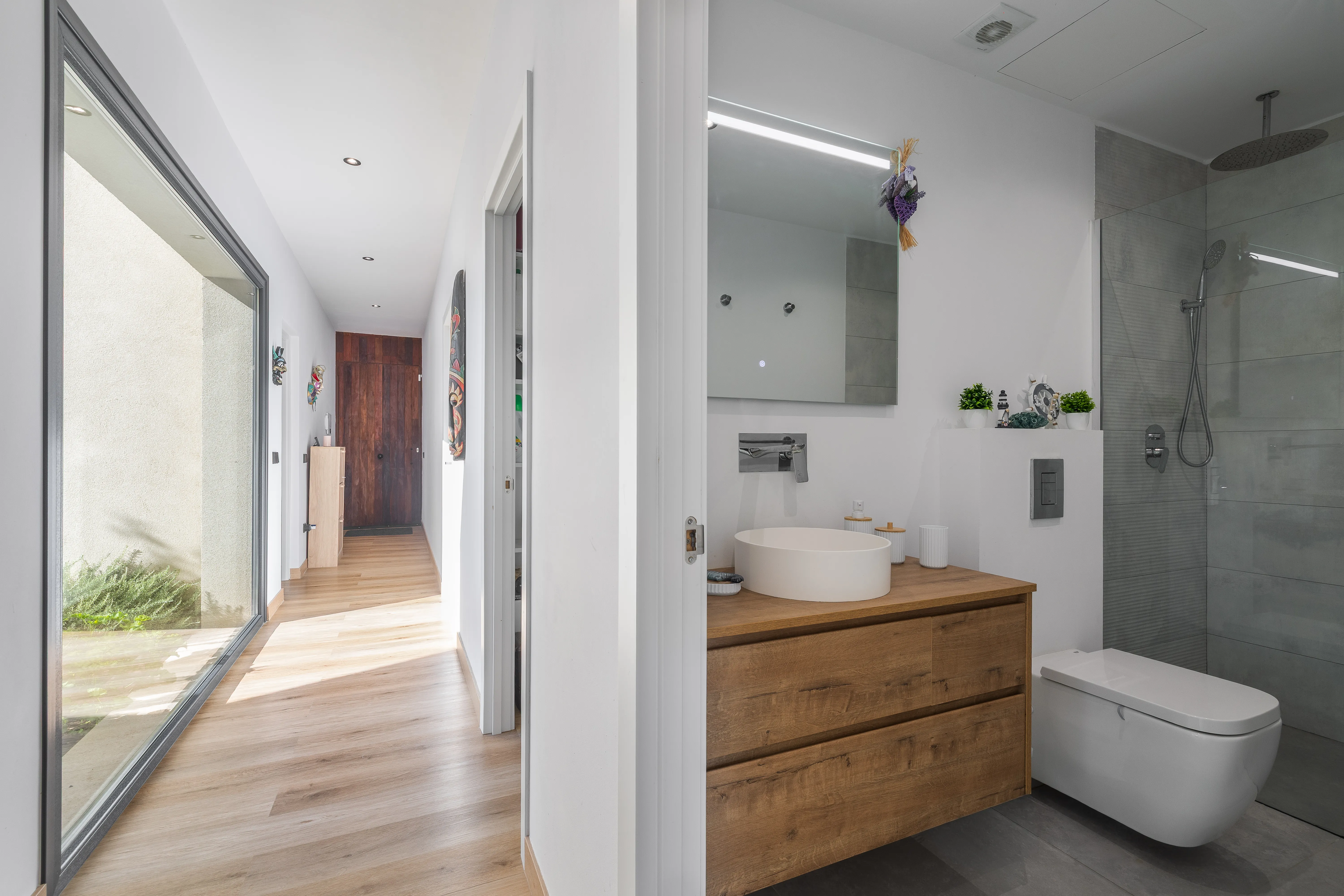 Còmoda casa de poble de nova construcció amb gran terrassa i piscina-11