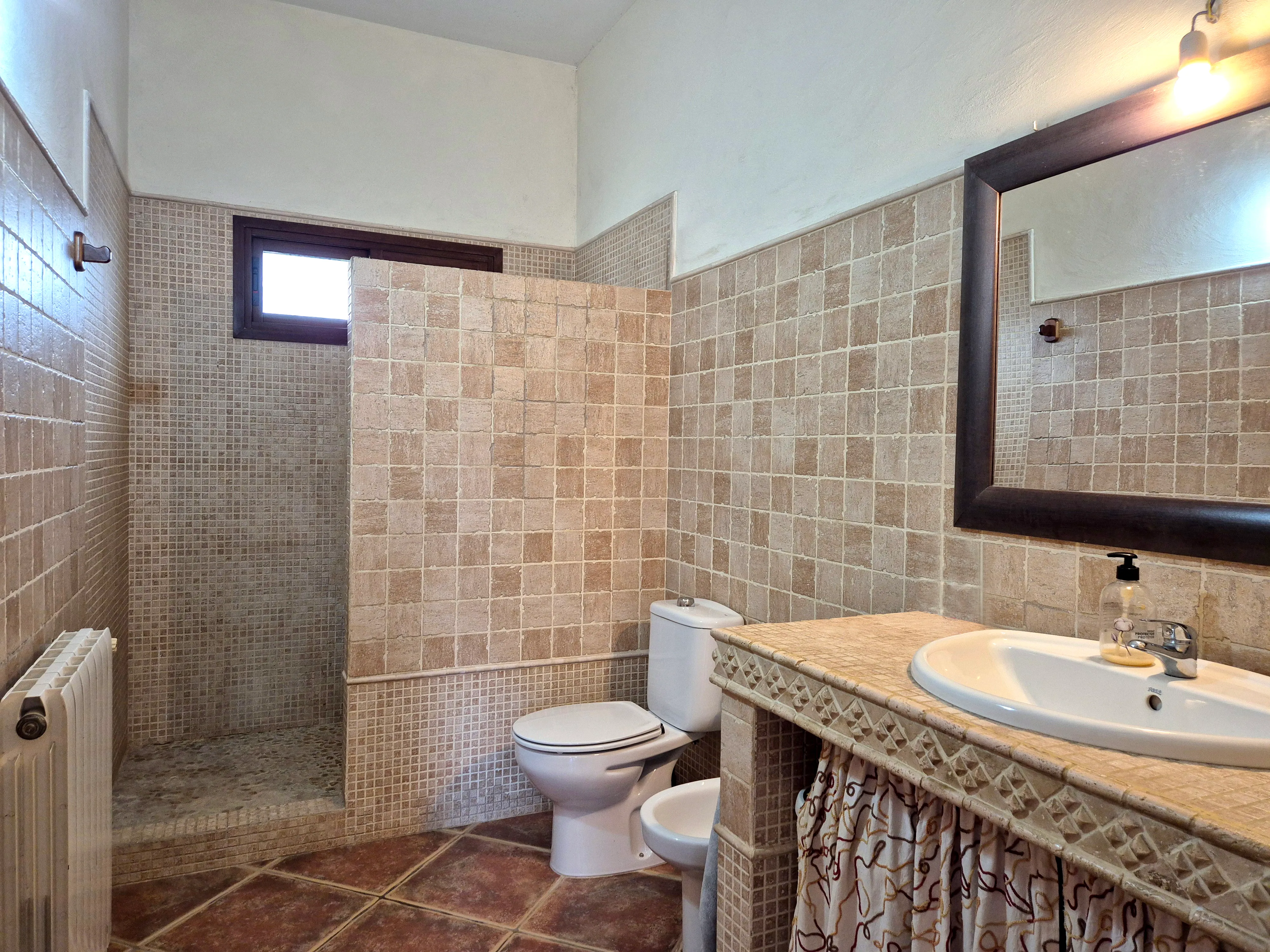 Country house with stone façade and mountain views in Ses Alqueries-13