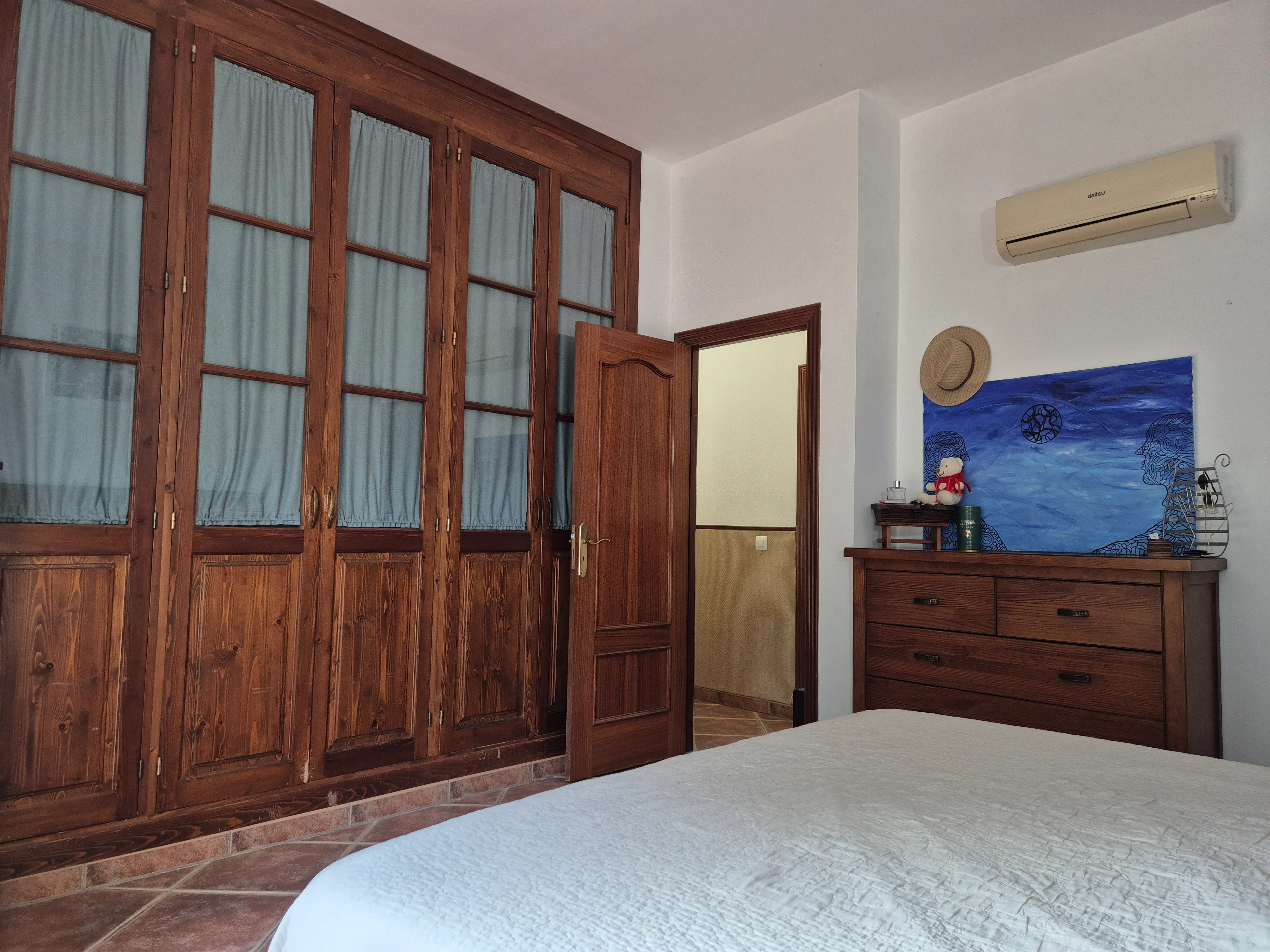 Country house with stone façade and mountain views in Ses Alqueries-9