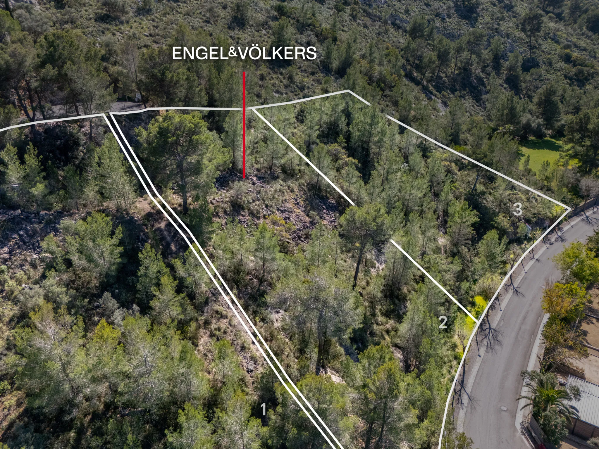 Trzy działki budowlane z projektem i pozwoleniem na budowę w Son Vida-6