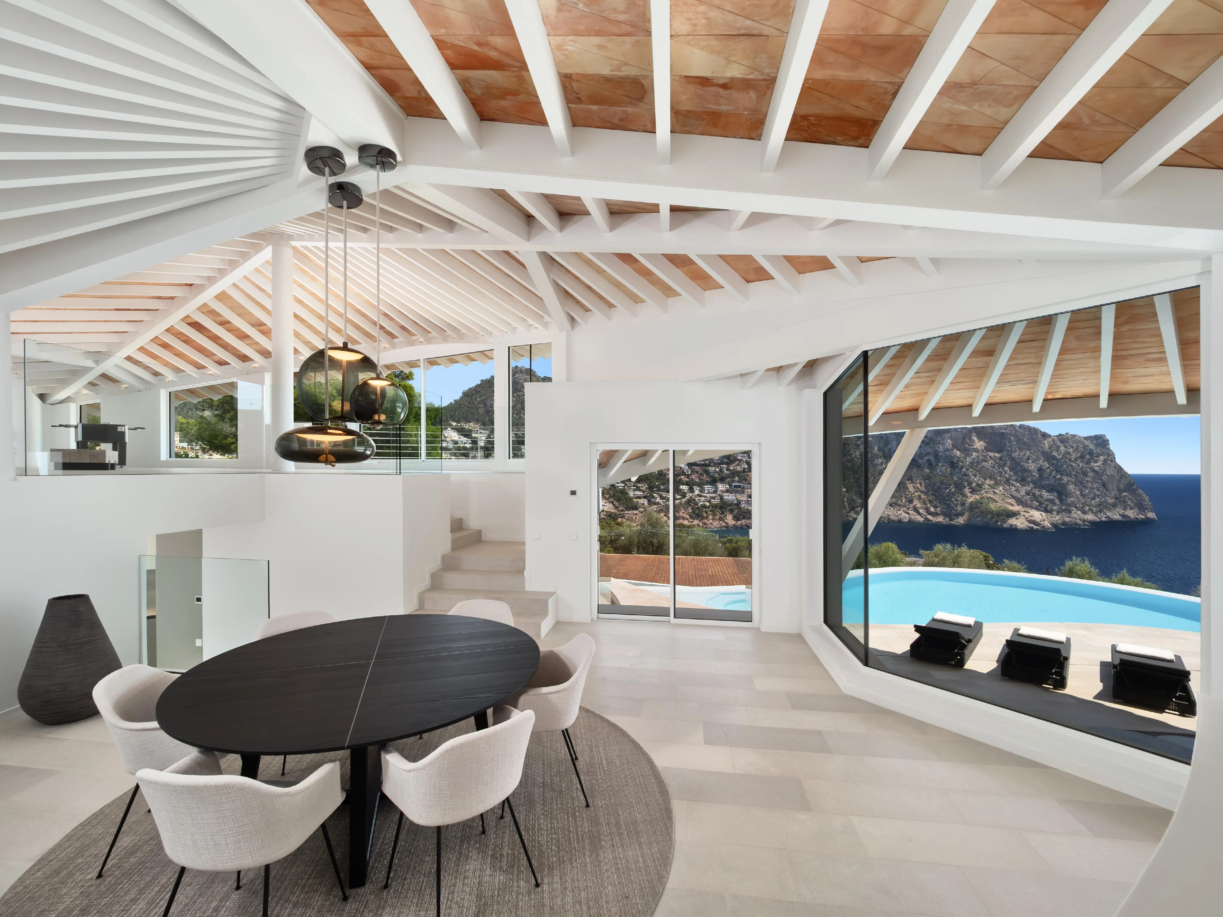 Designer ‘Seagull’ in sought-after location with holiday rental licence-6