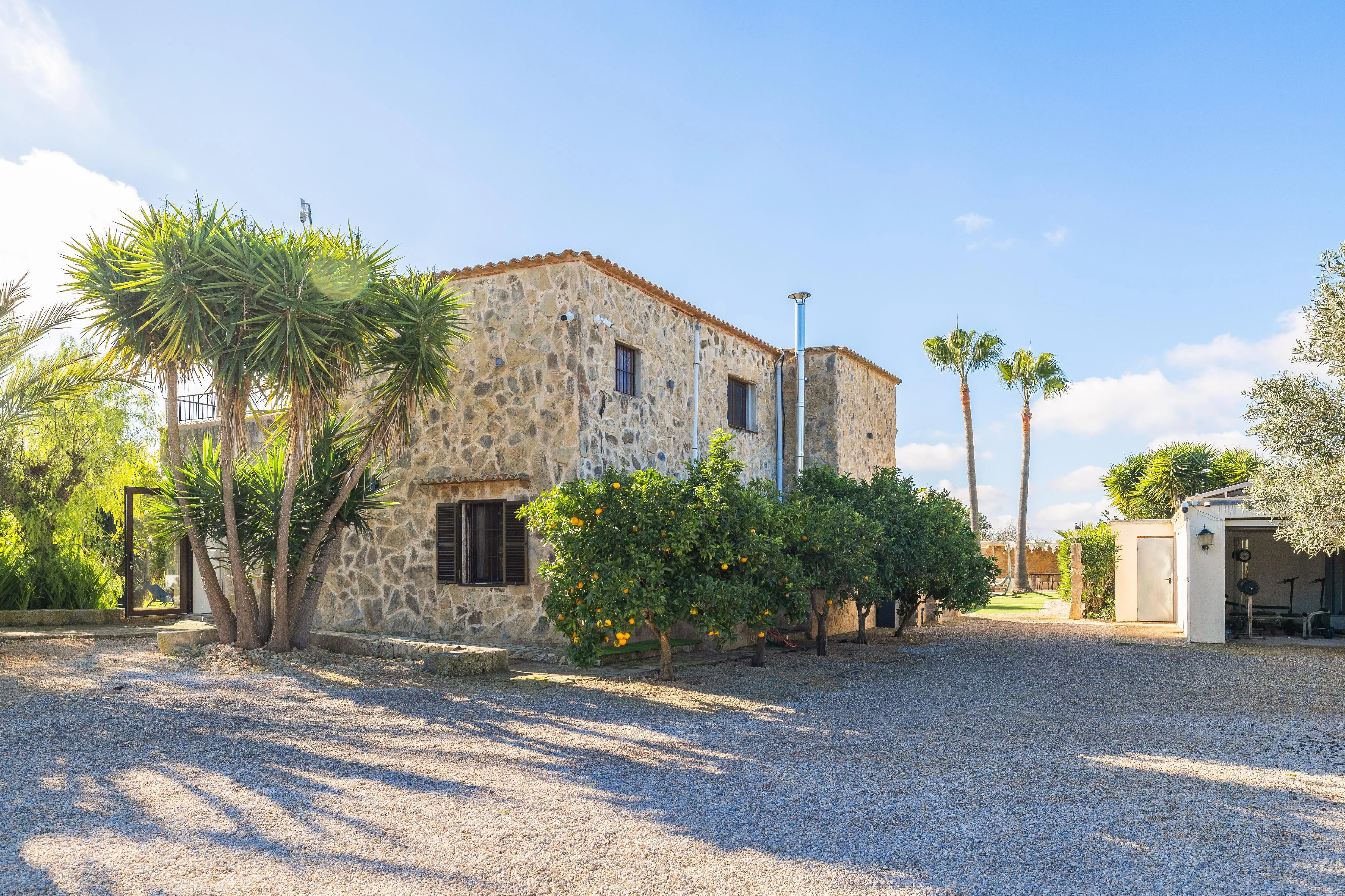 Charaktervolle Finca-Idylle mit moderner Ausstattung und Pool-19
