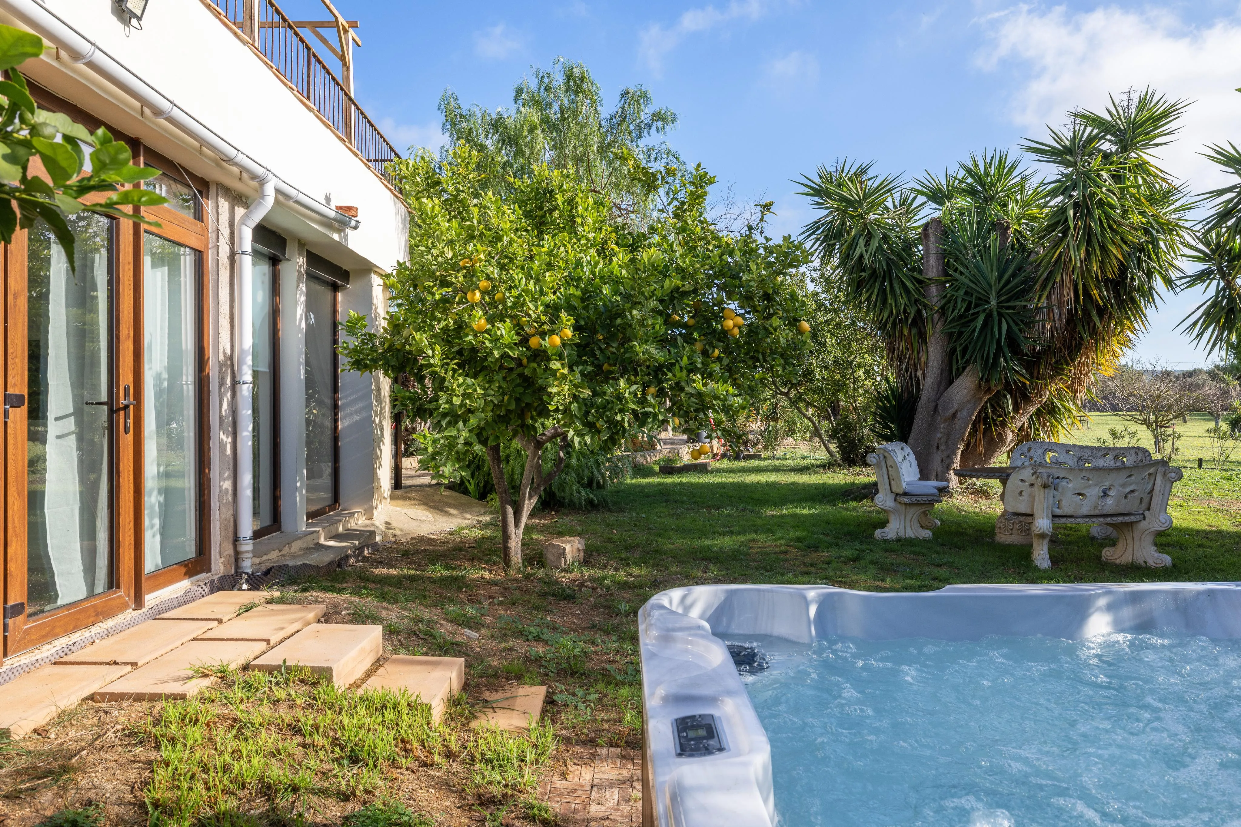 Charaktervolle Finca-Idylle mit moderner Ausstattung und Pool-18