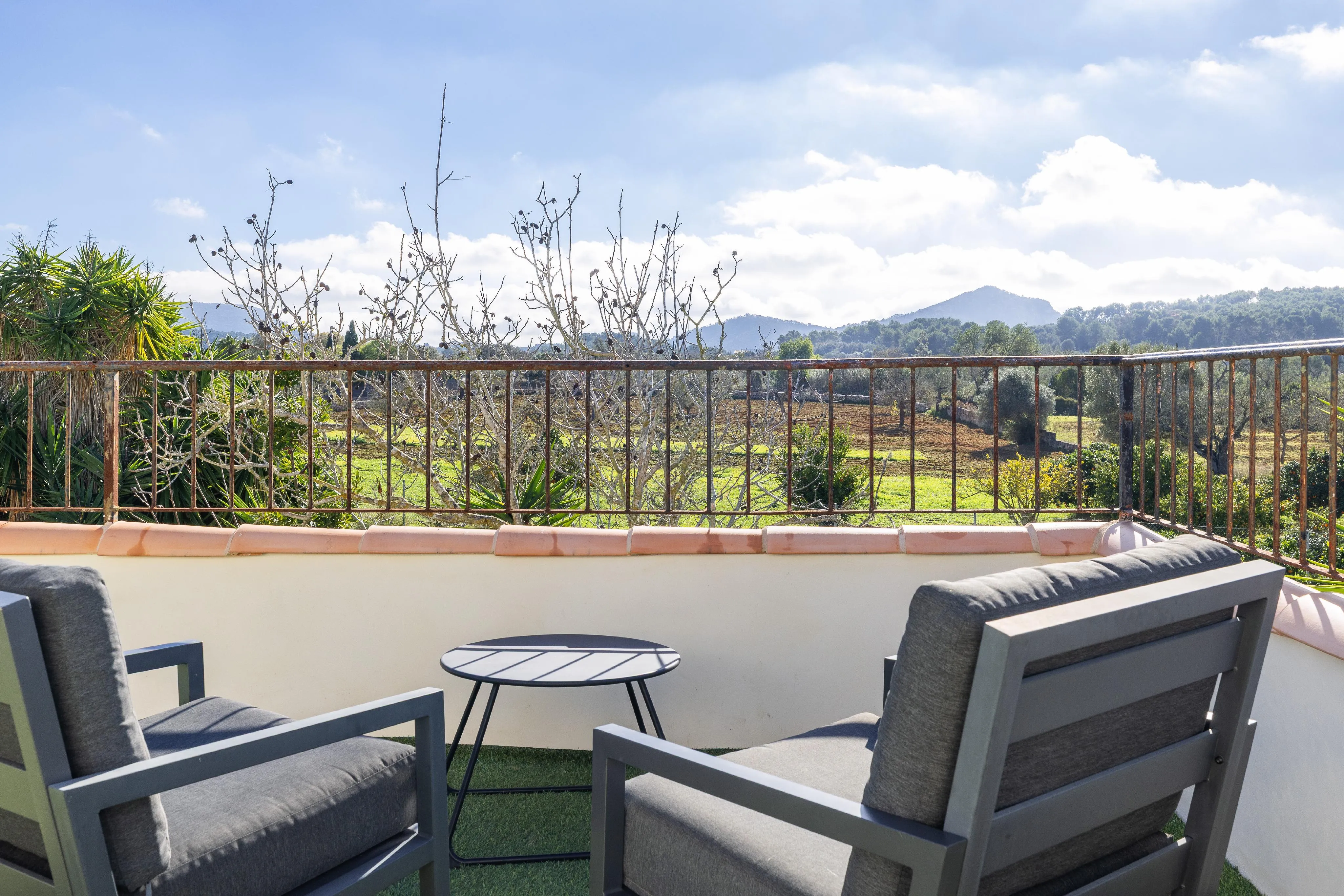 Charaktervolle Finca-Idylle mit moderner Ausstattung und Pool-15