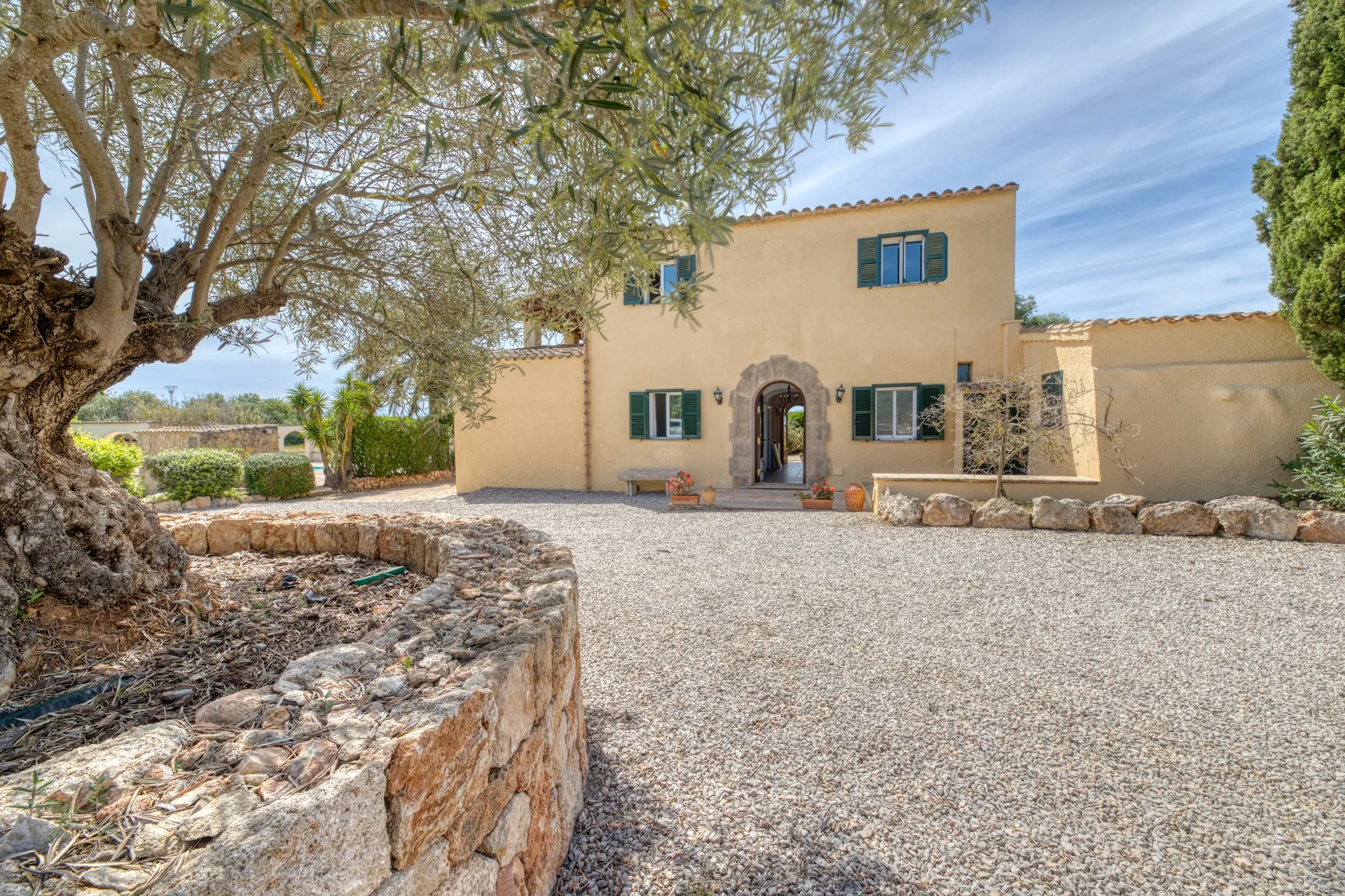 Exclusiva finca amb piscina a Llucmajor-15