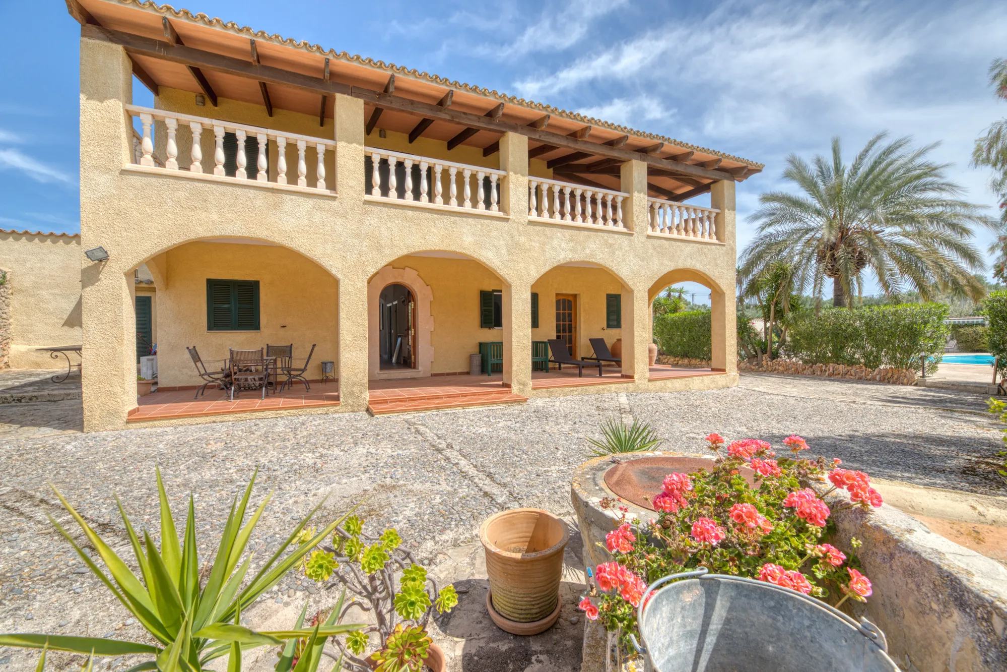 Eksklusiv finca med pool i Llucmajor-22