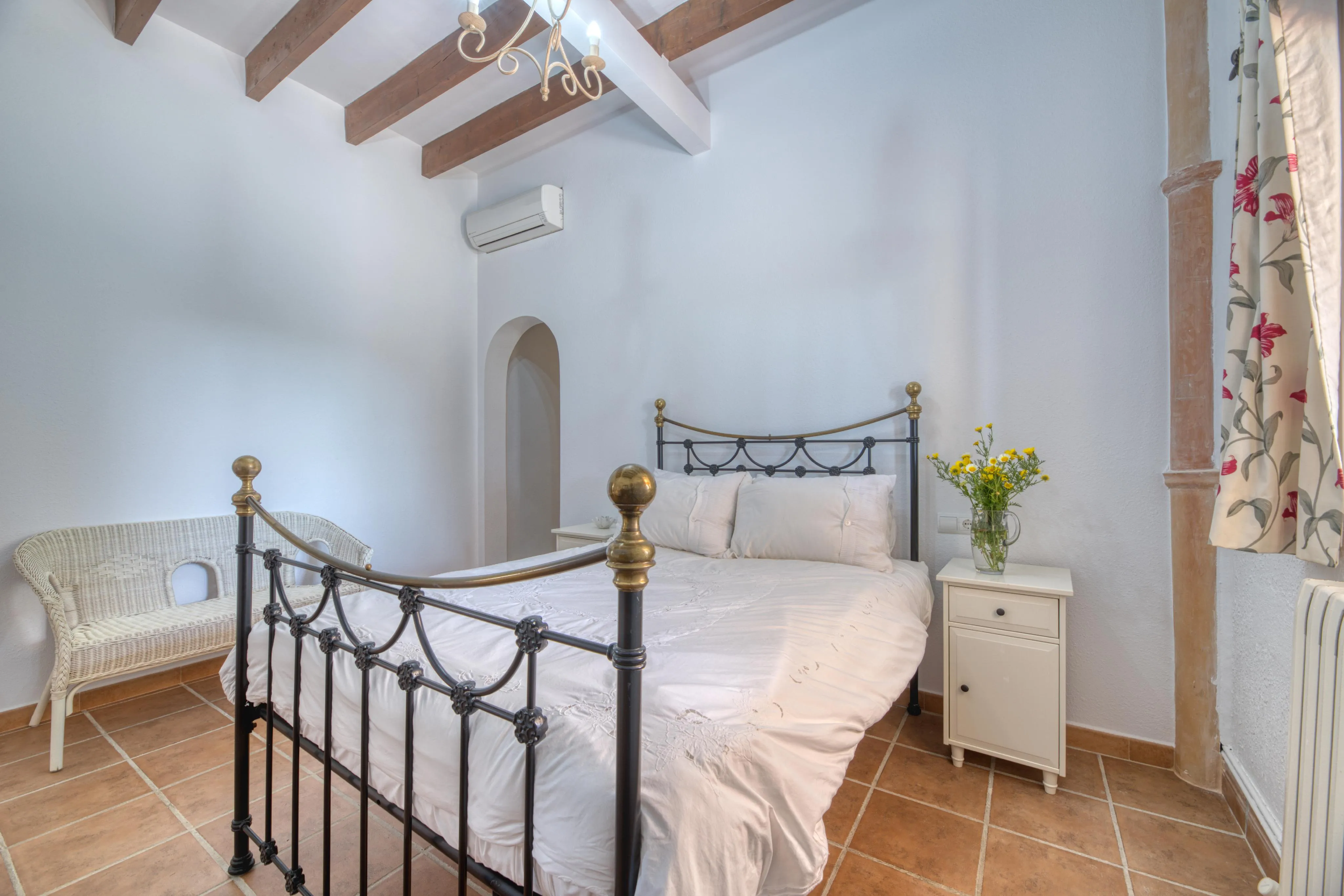 Eksklusiv finca med pool i Llucmajor-9