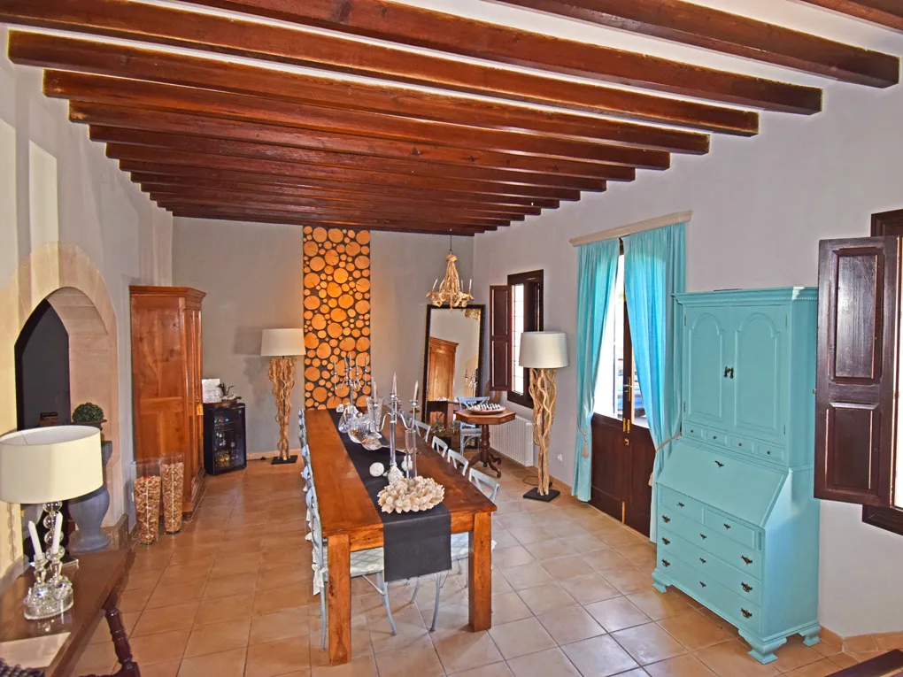 Histórica casa de pueblo con piscina y hermoso jardín en el corazón de Alaró-3