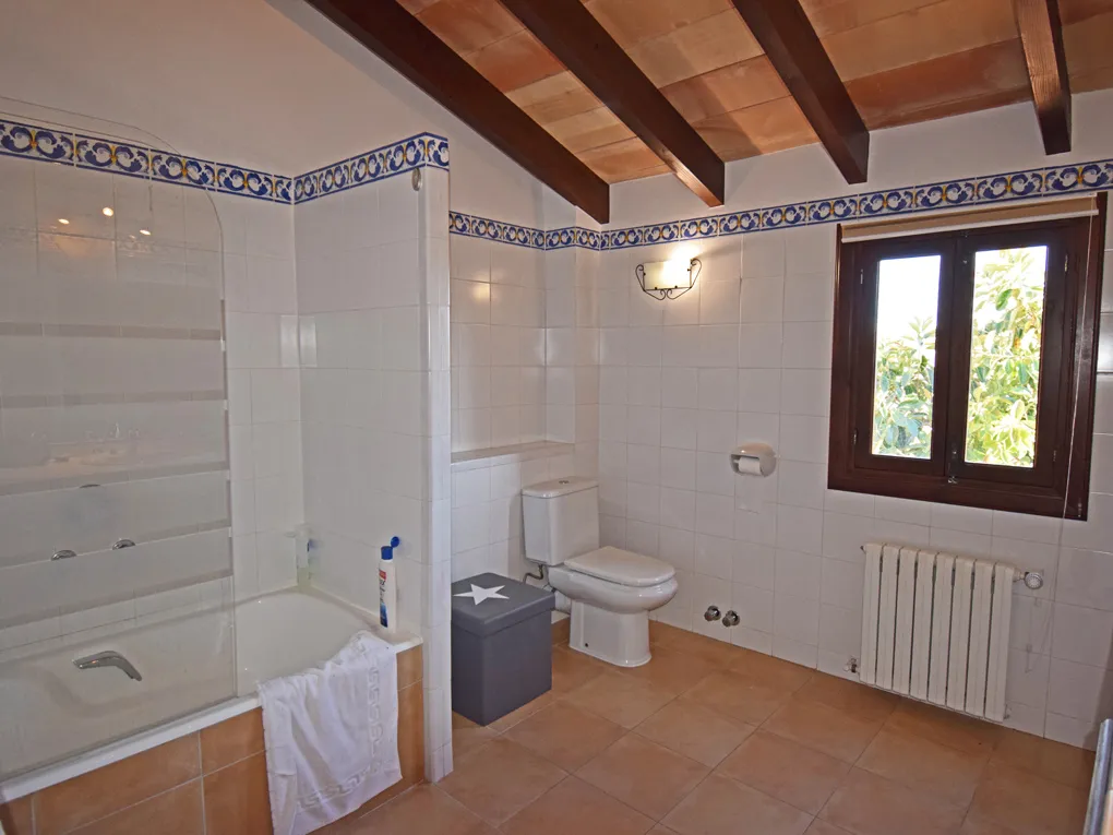 Histórica casa de pueblo con piscina y hermoso jardín en el corazón de Alaró-6