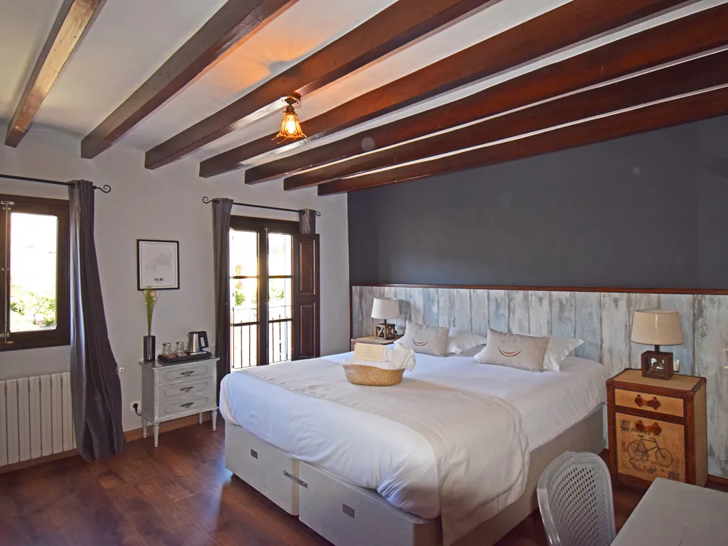 Histórica casa de pueblo con piscina y hermoso jardín en el corazón de Alaró-5