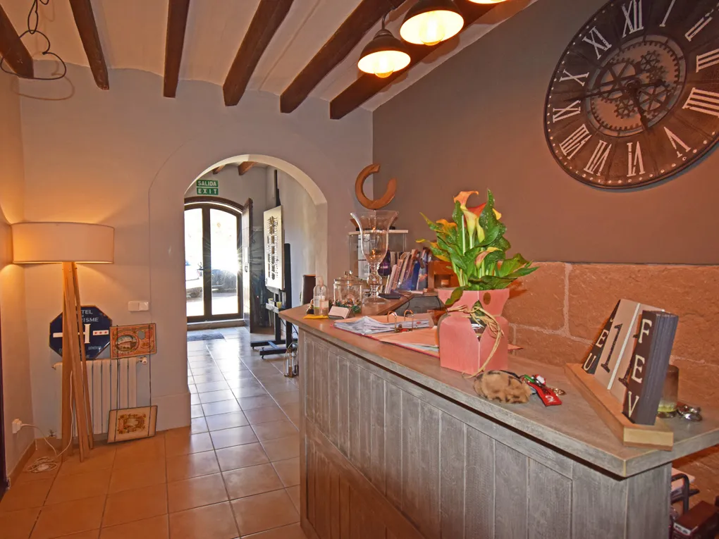 Histórica casa de pueblo con piscina y hermoso jardín en el corazón de Alaró-4