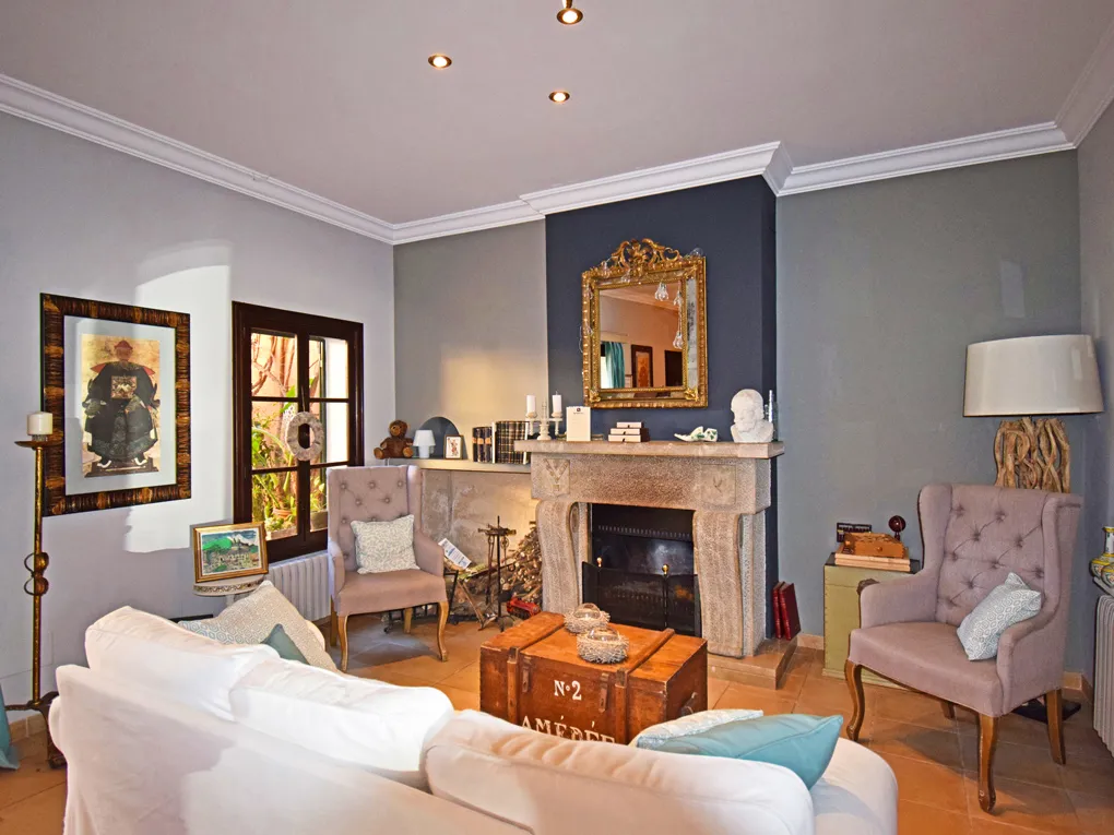 Histórica casa de pueblo con piscina y hermoso jardín en el corazón de Alaró-2