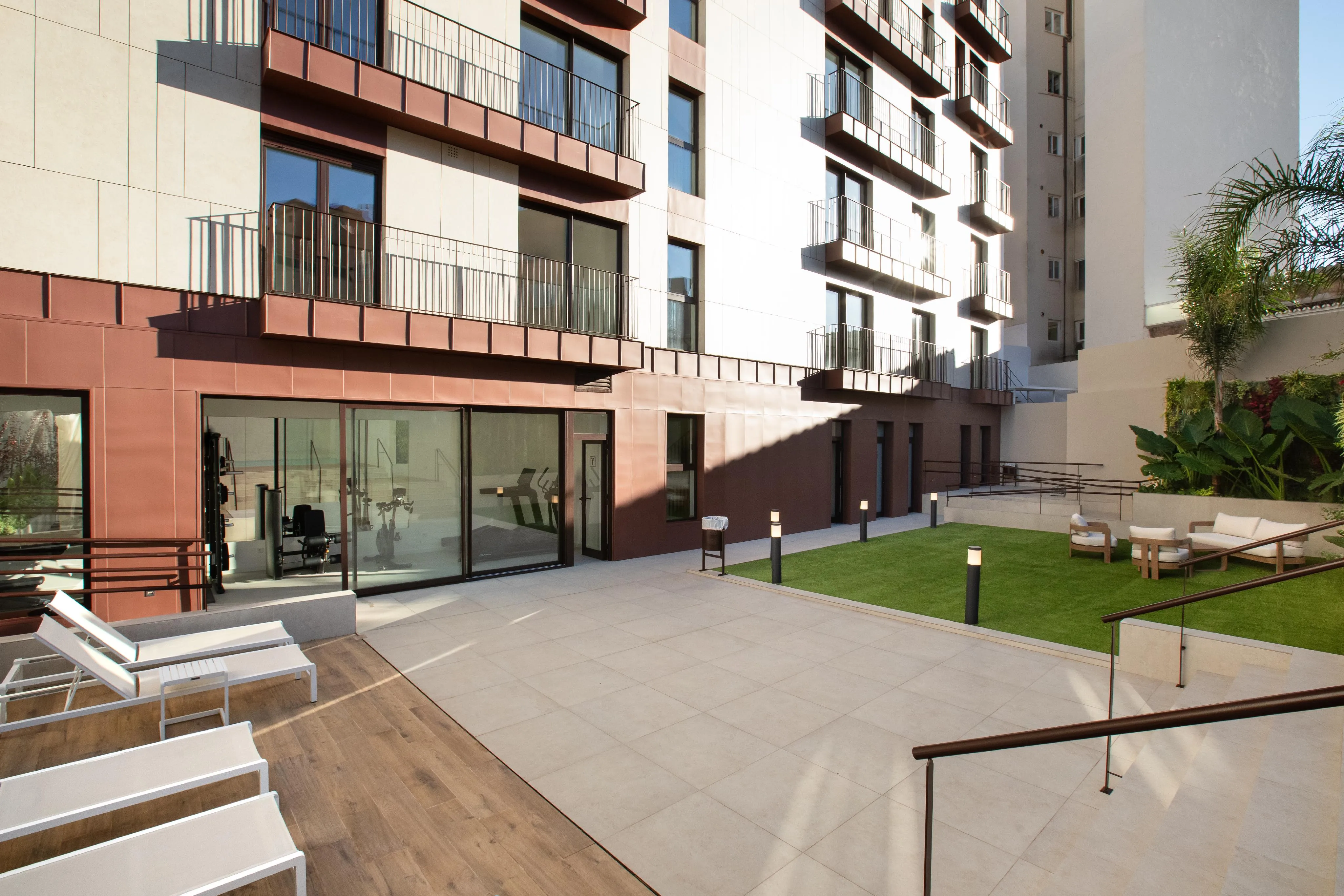 Pierwszorzędny, nowo wybudowany penthouse z przestronnym tarasem na dachu w popularnej lokalizacji-21