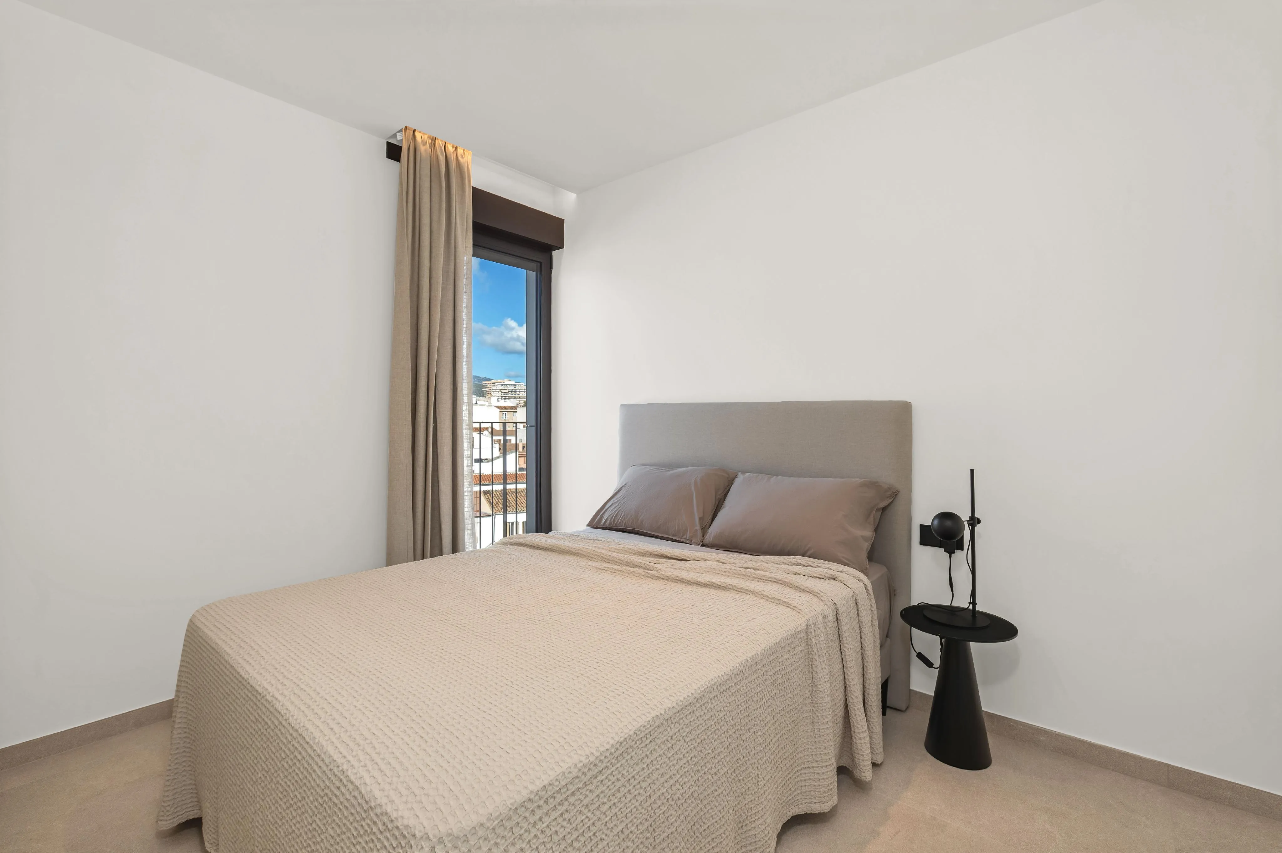 First-class new build penthouse with a spacious roof terrace in a popular location-11