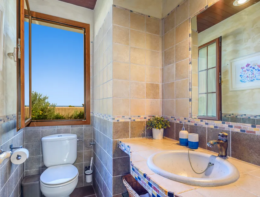 "ESTRELLA. Vakantiewoningen in Son Serra de Marina-19