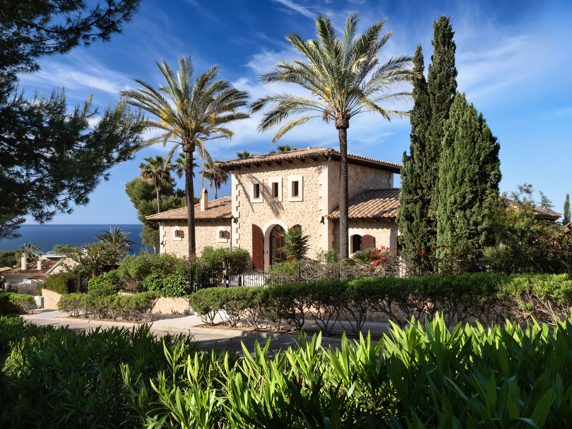 Meerblickvilla im Fincastil in Nova Santa Ponsa